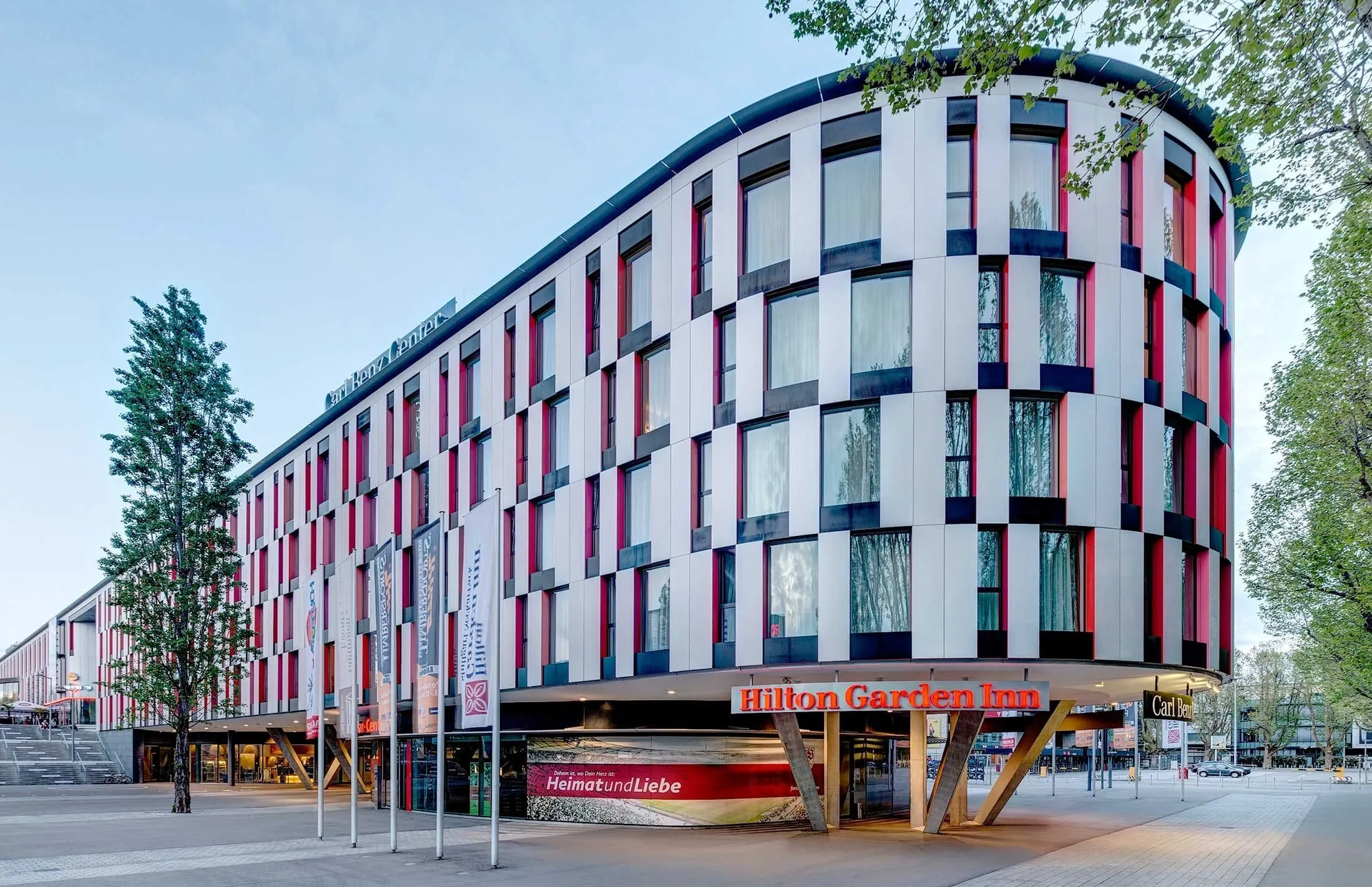 Das Hilton Garden Inn Stuttgart Neckar Park gehört ab sofort zum Vorreiter-Portfolio.