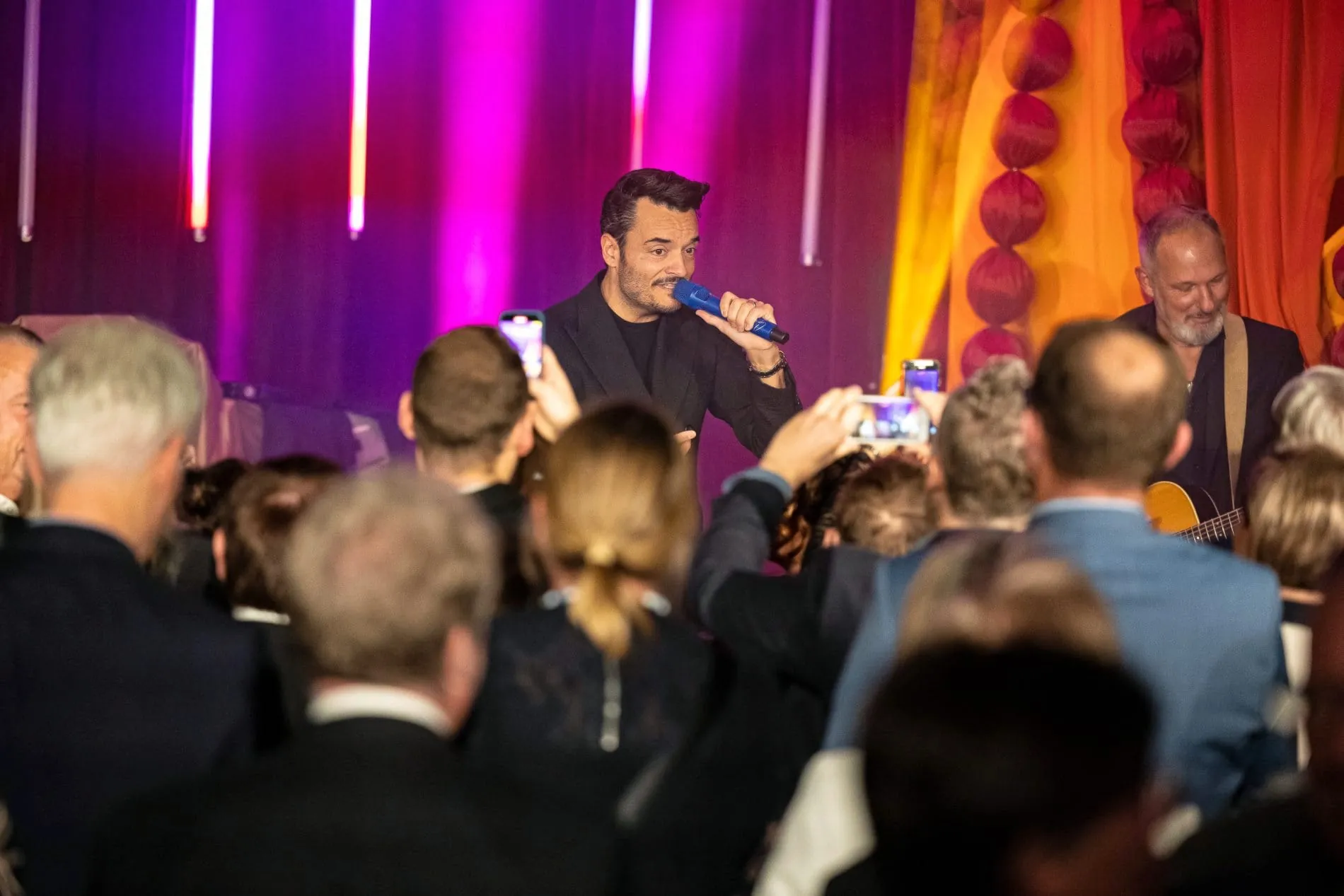 Stargast des Abends: S&auml;nger Giovanni Zarrella &uuml;berraschte die G&auml;ste mit einem Auftritt.