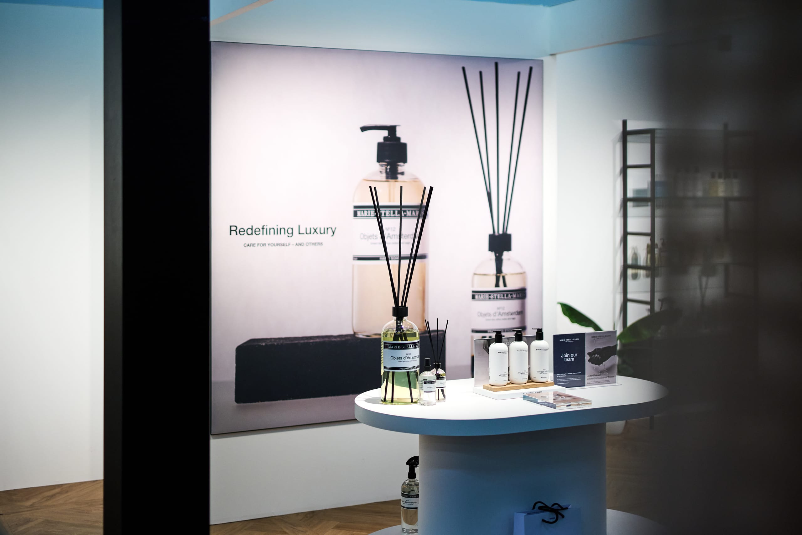 Duftkonzepte als Teil der Markenidentität: Auf der IHM zeigten Hersteller, wie Raumdüfte Atmosphäre und Wiedererkennungswert im Hotel steigern können.