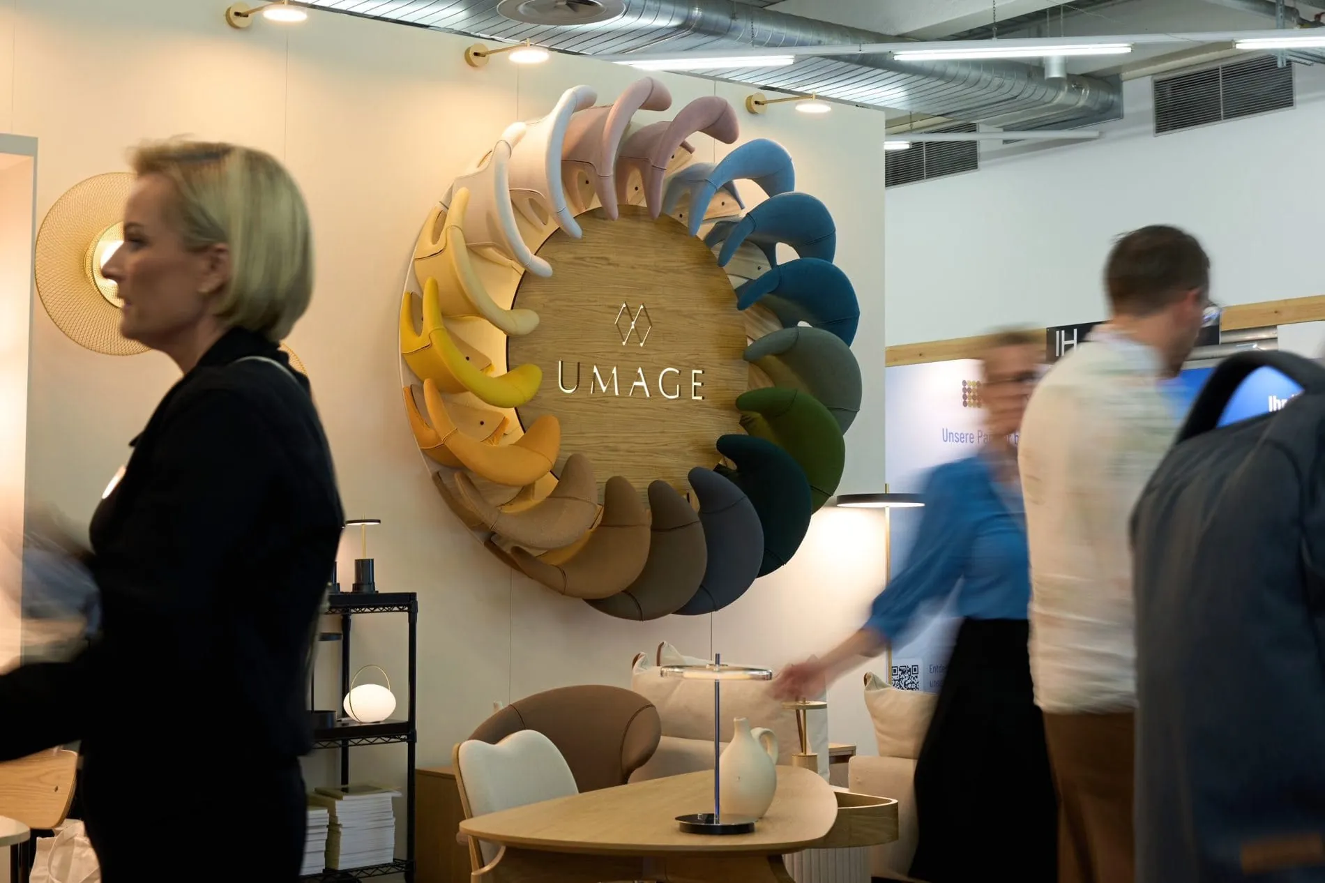 Impressionen von der Independent Hotel Show Munich 2025: 150 Aussteller aus ganz Europa informierten die rund 2.000 Fachbesucher zwei Tage lang über ihre Produkte und Dienstleistungen.