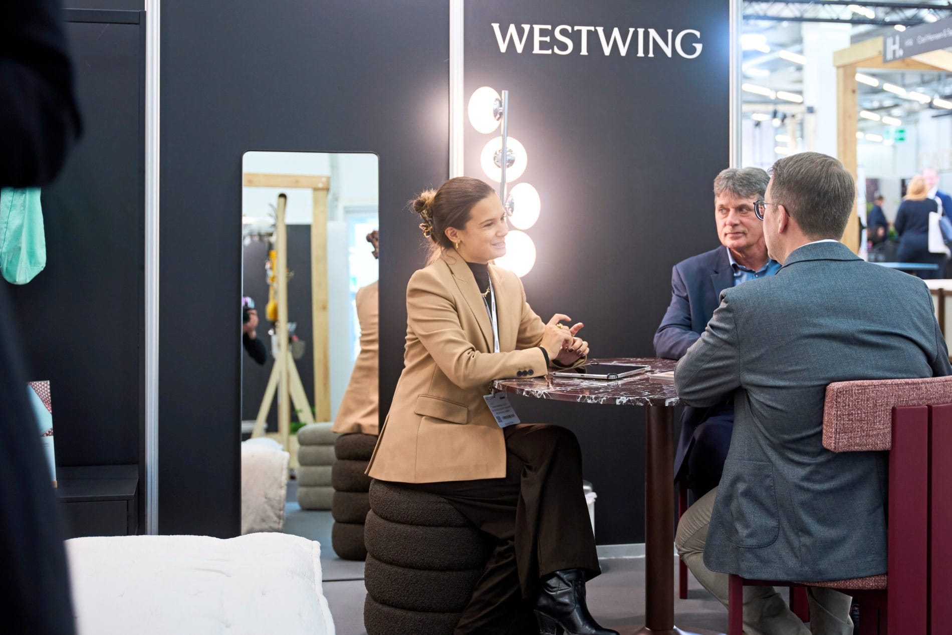 Impressionen von der Independent Hotel Show Munich 2025: 150 Aussteller aus ganz Europa informierten die rund 2.000 Fachbesucher zwei Tage lang über ihre Produkte und Dienstleistungen.