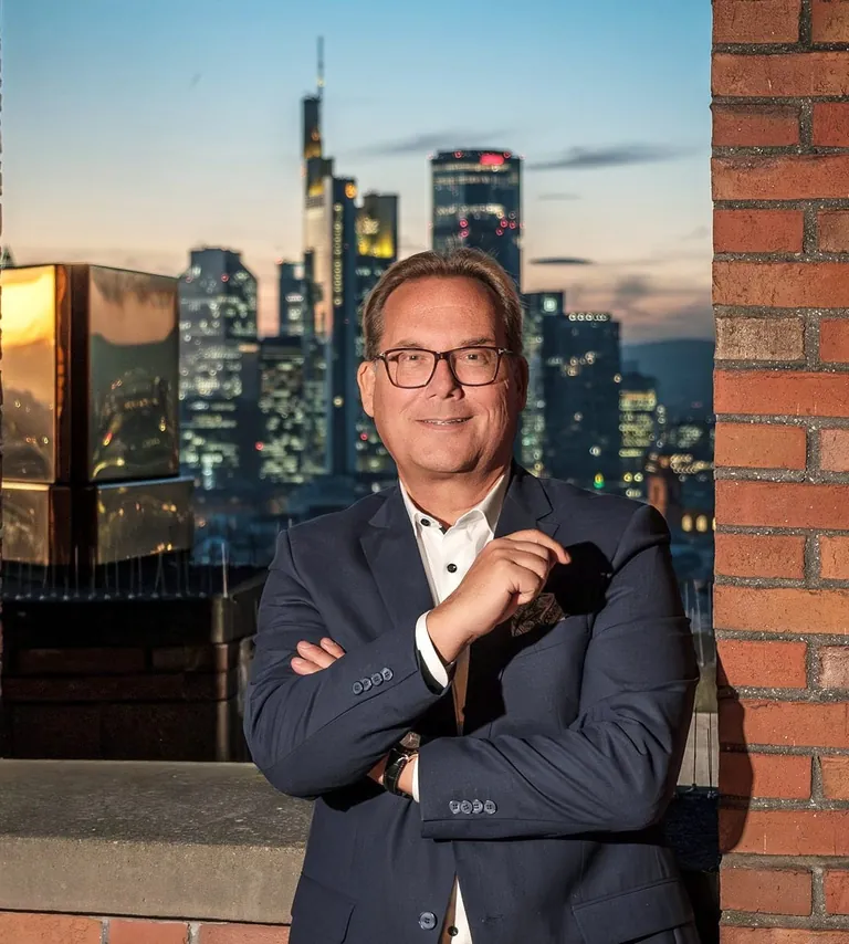 Michael Schramm ist Gr&uuml;nder und Inhaber der Apartmentresidenz-Gruppe