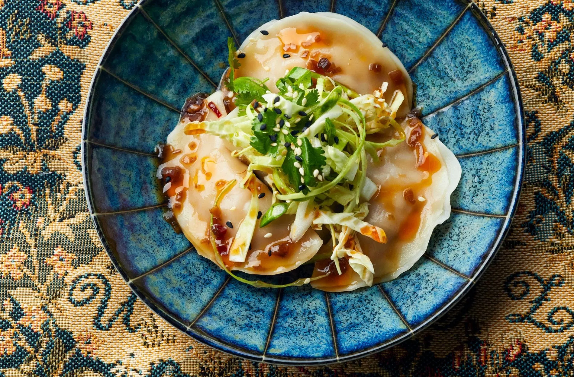 Wildschwein-Wan-Tan mit Reisessig-Vinaigrette