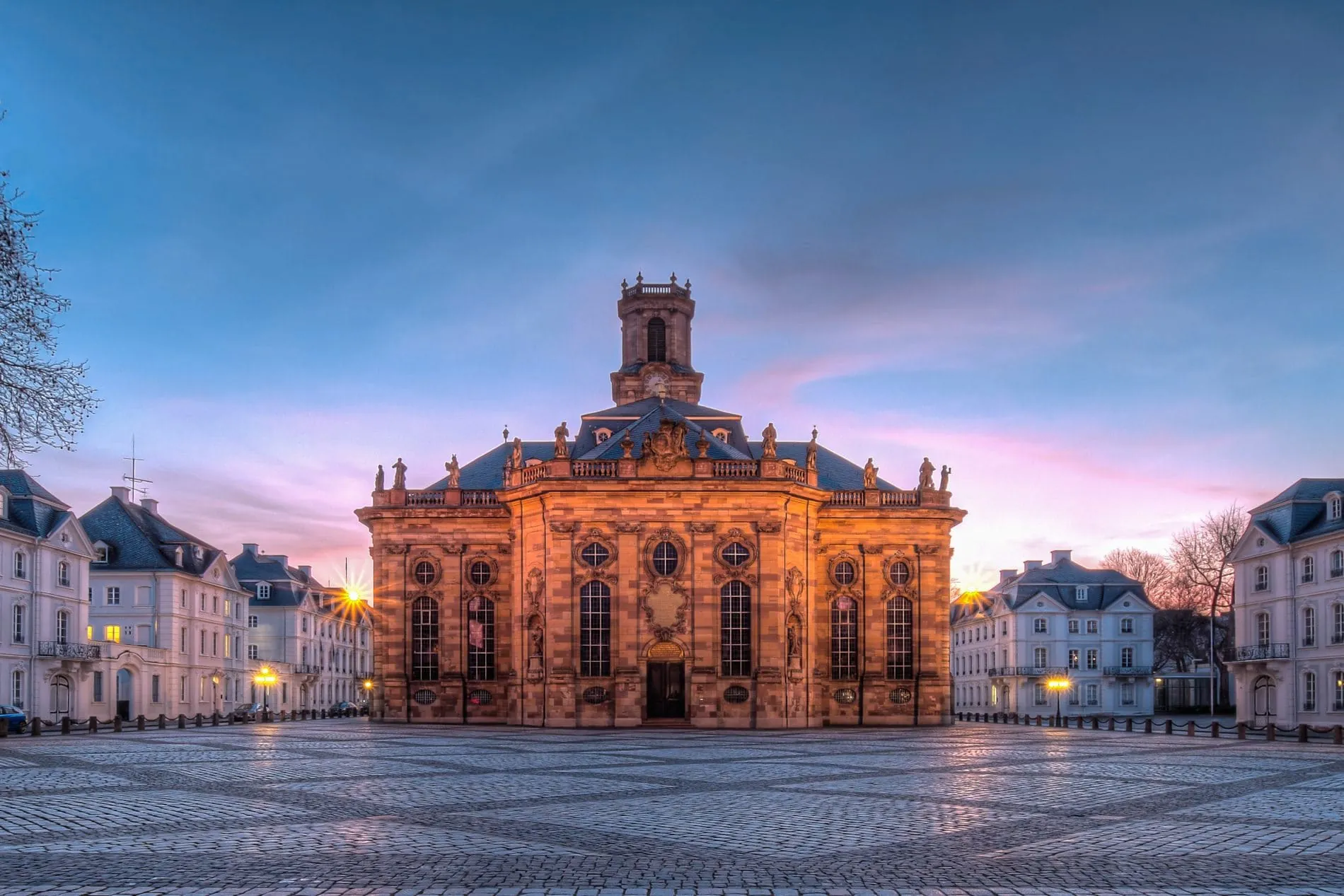 Ein Ziel der Saar-Tourismusstrategie: Die Übernachtungszahlen sollen auf vier Millionen steigen. Derzeit zählt das Bundesland mit seiner Hauptstadt Saarbrücken 3,25 Millionen Übernachtungen.