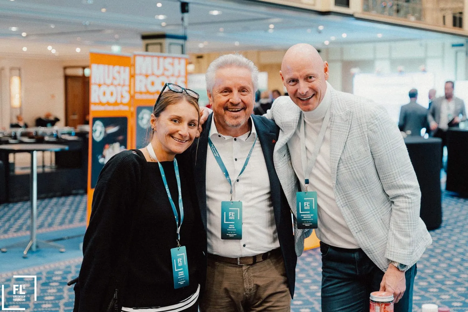 Green Sign Future Lab: In den Pausen nutzten die Teilnehmenden die Gelegenheit zum Networking und entdeckten an den Firmenständen nachhaltige Innovationen und Branchenhighlights.