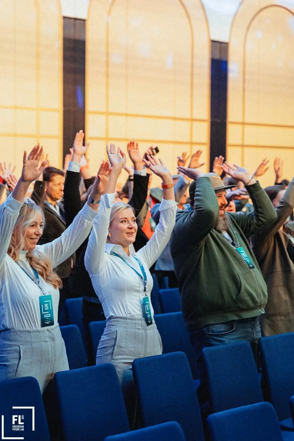 Green Sign Future Lab: Gute Stimmung gleich zu Beginn – die Teilnehmenden starteten mit einer La-Ola-Welle in den Tag.