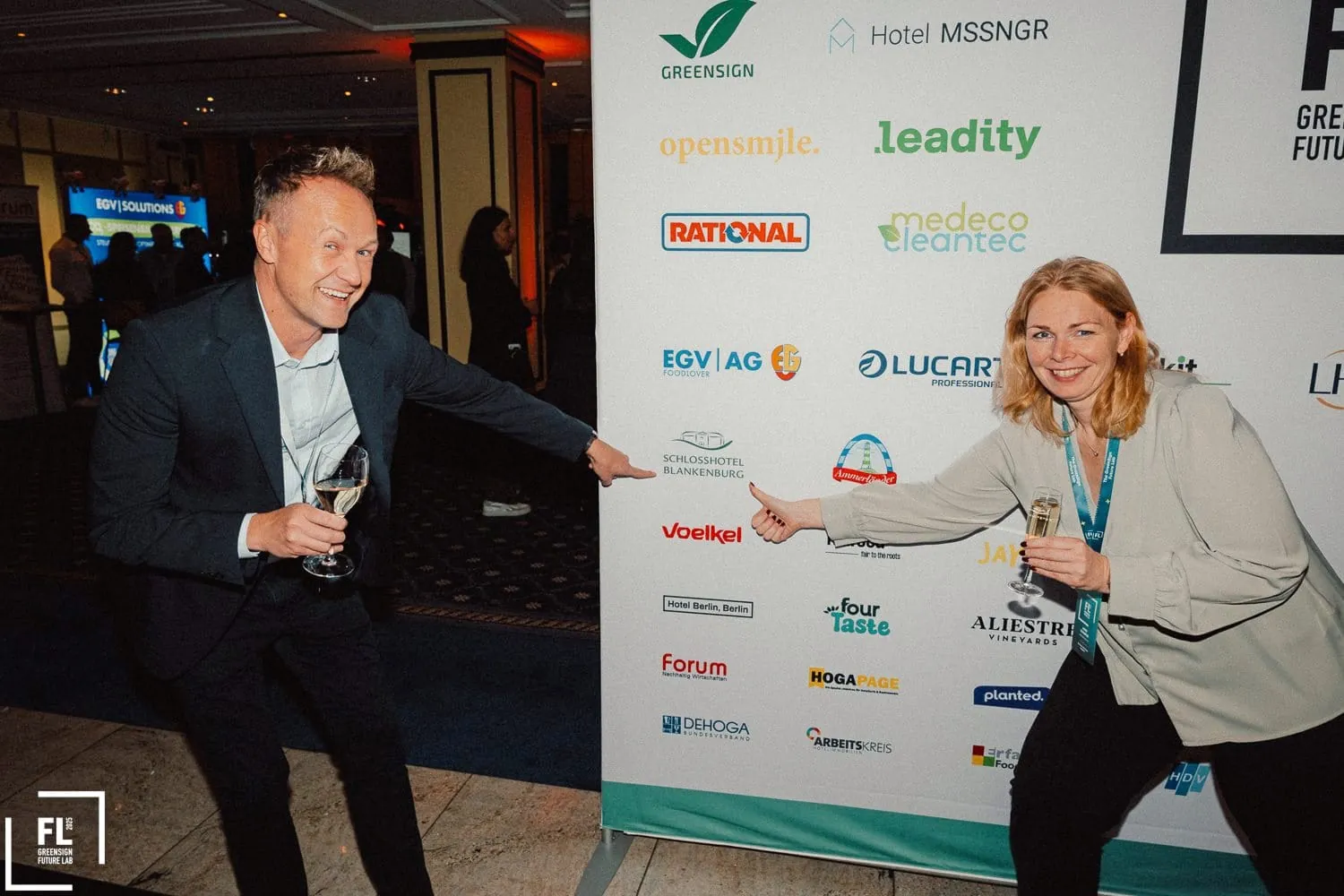 Sustainability Stand-up Night: Andreas Cyriax vom Schlosshotel Blankenburg und Anne Schiefer, Green Sign.