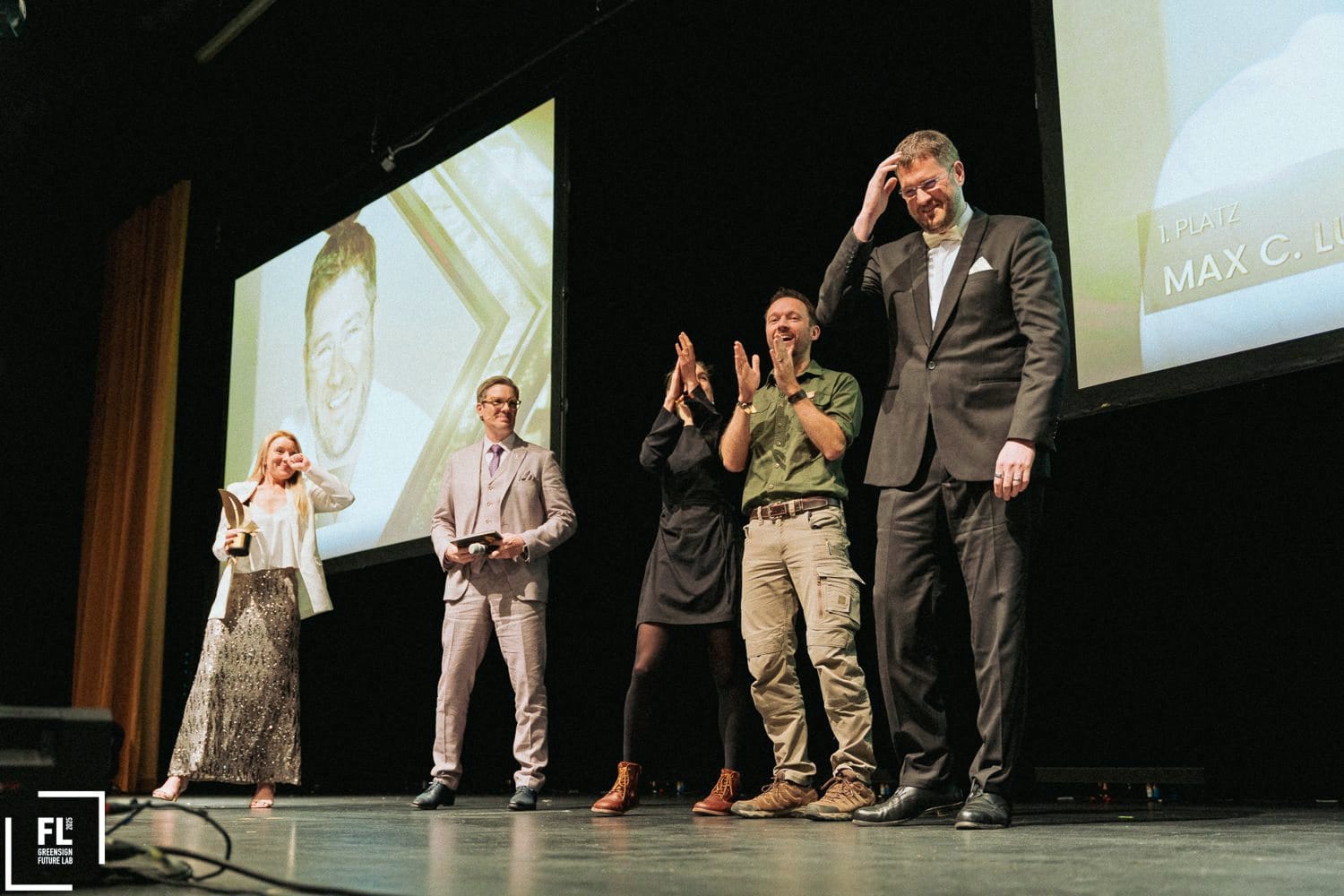 Green Monarch Award – Kategorie "Personality": Max C. Luscher von "Coffee, Brownies & Downies" (rechts) war sichtlich überrascht über seinen Sieg.