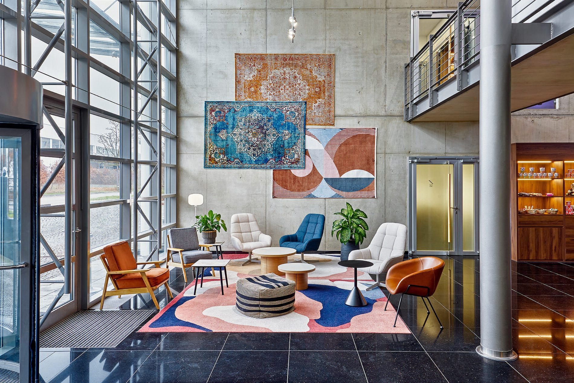 Neuer Look: Das Four Points by Sheraton in München zeigt sich in farbenfrohen Design.