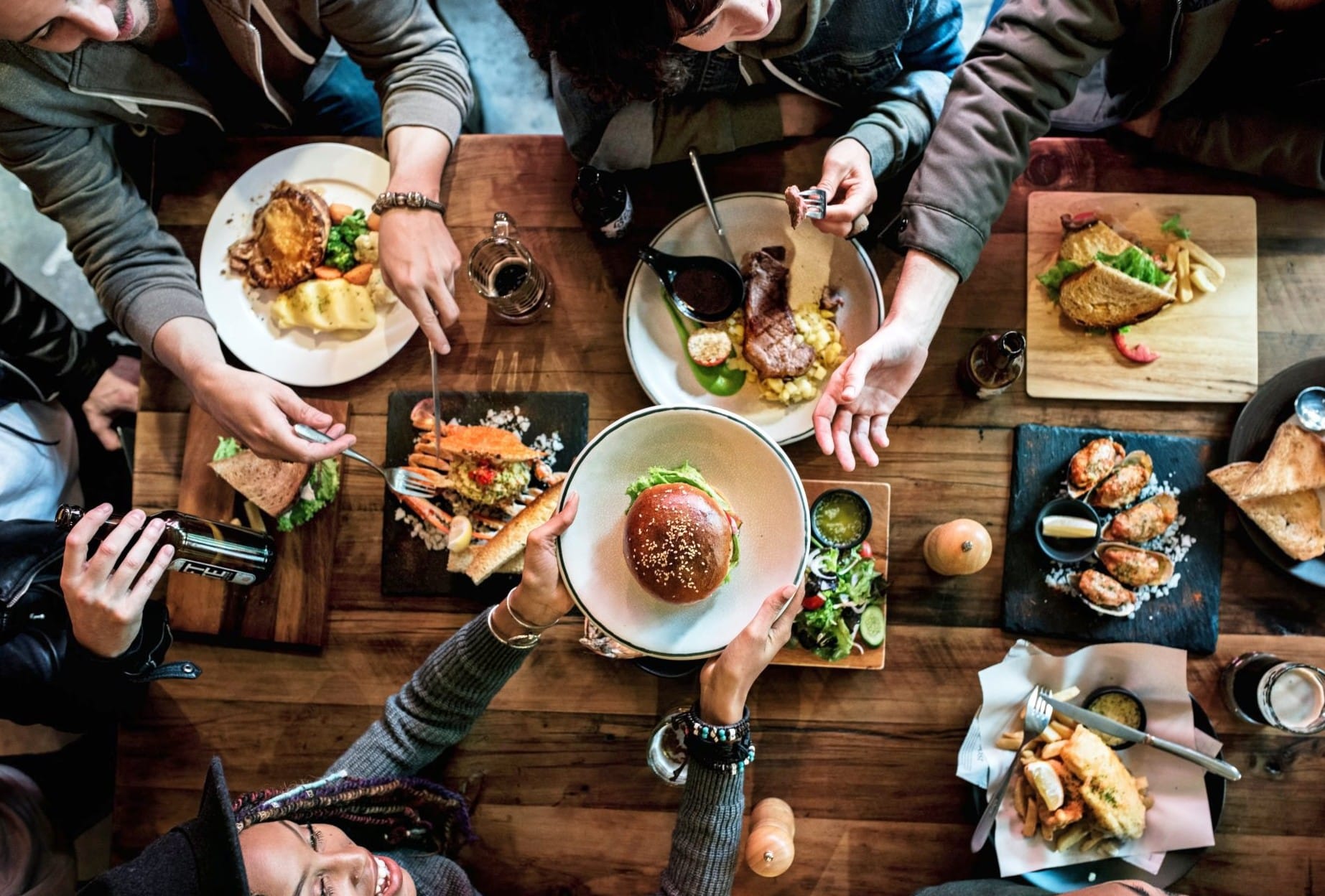 Die Prognose von Trendexperte Pierre Nierhaus: Gastronomische Konzepte werden verstärkt zu Orten, die Emotionen, Routinen und Rituale vereinen.