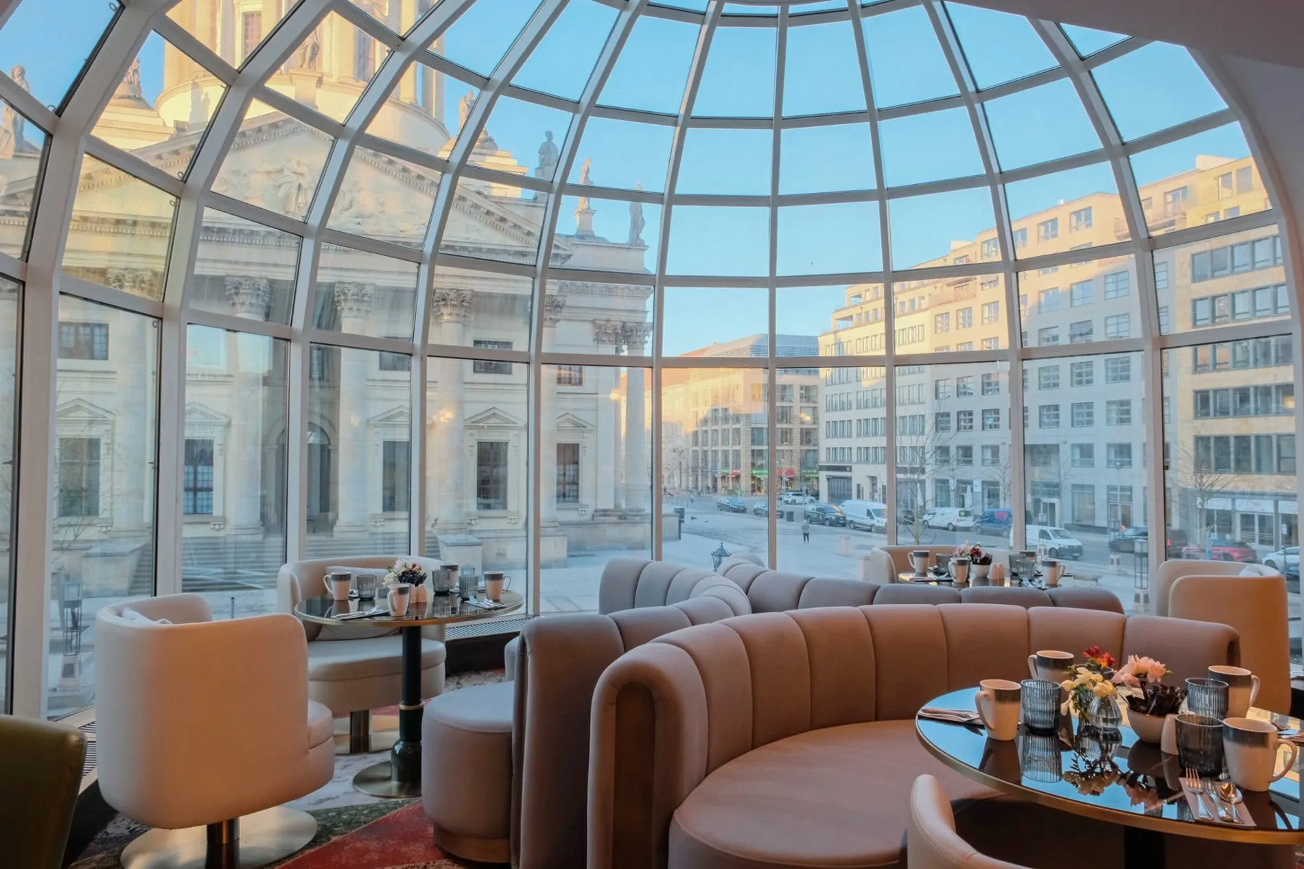 Unter der Kuppel: Hilton Berlin startet neues Restaurantkonzept