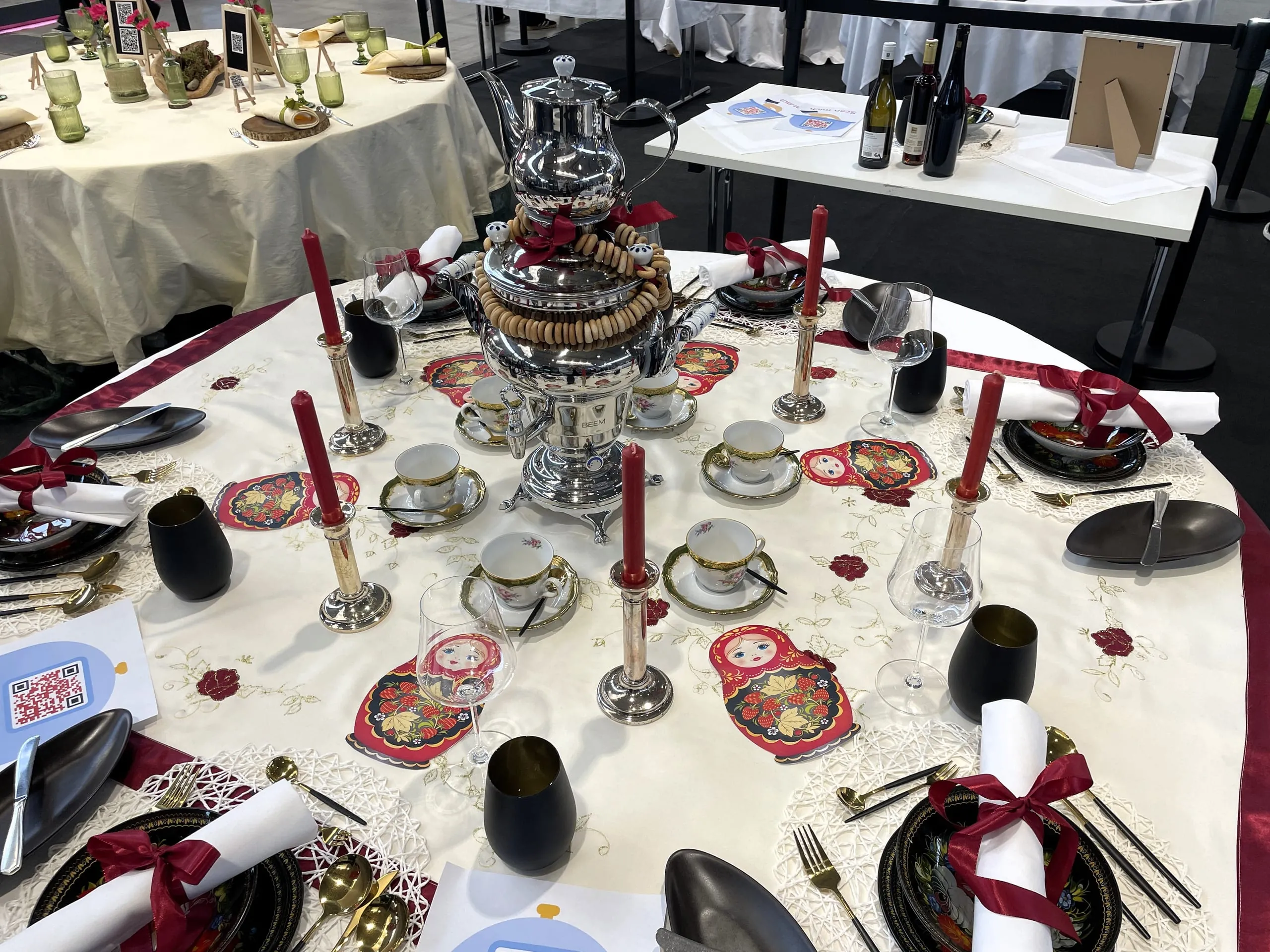 ... durch emotionale Ansprache und atmosphärische Gestaltung.