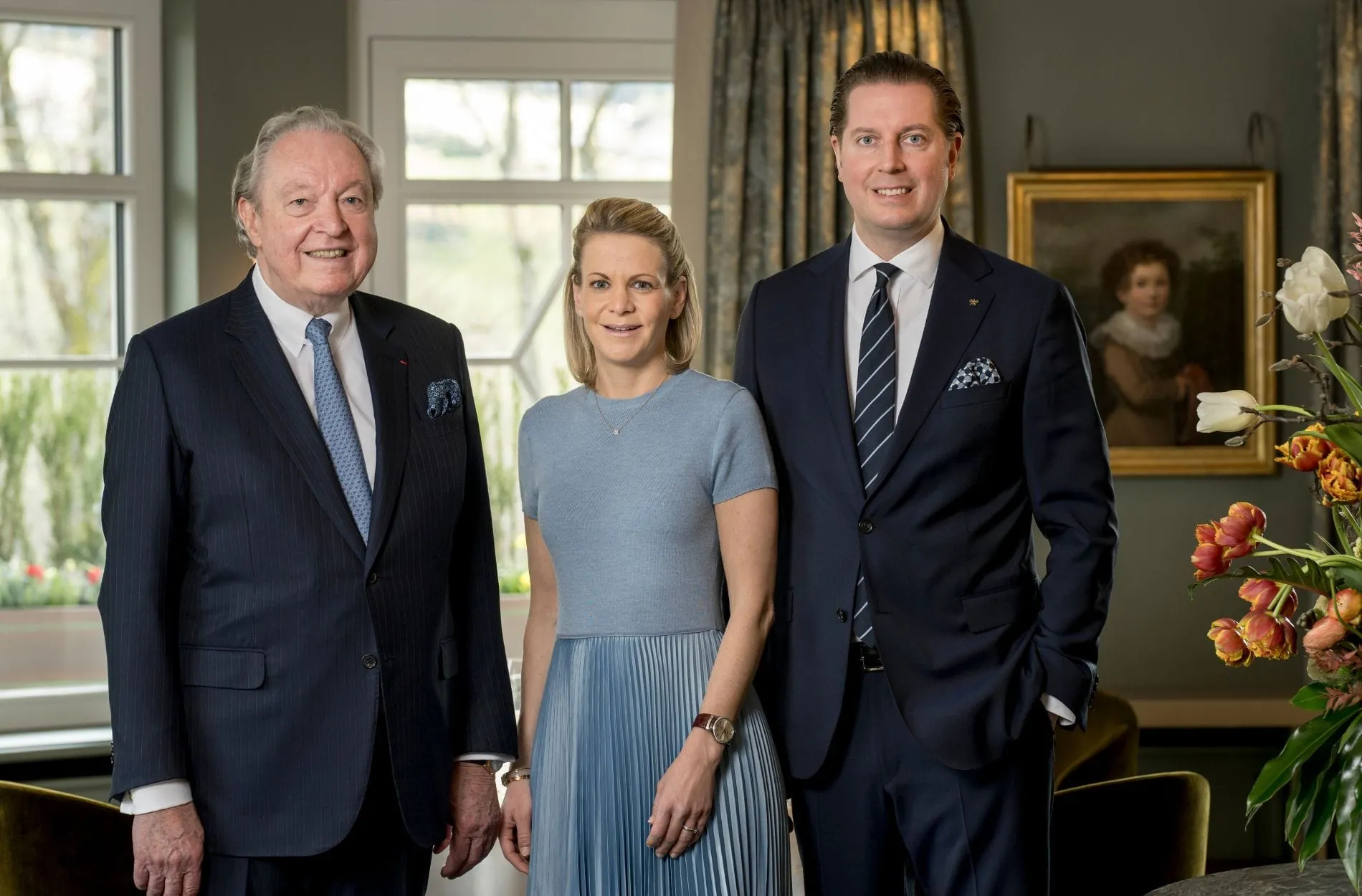 Zwei Generationen, ein Anspruch: (von links) Hermann, Britta und Hannes Bareiss führen das Hotel Bareiss im Schwarzwald mit gelebter Tradition und unternehmerischem Weitblick.