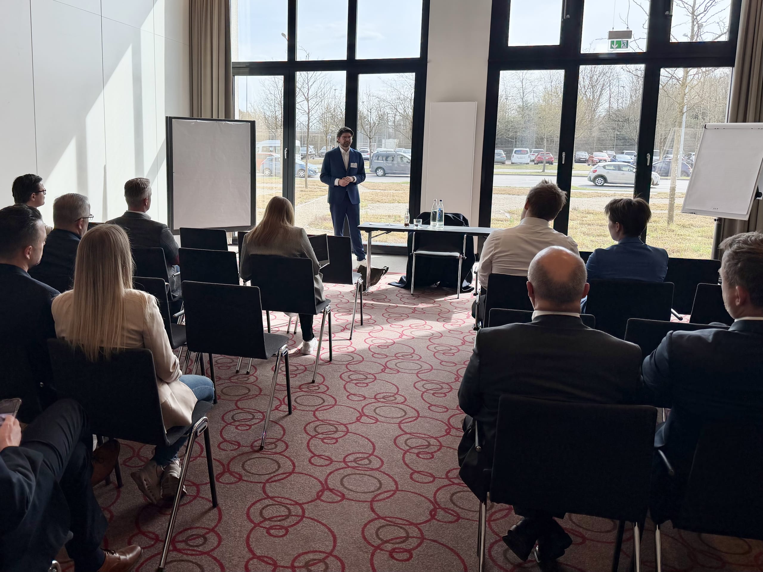 Branchentreff in der bayerischen Landeshauptstadt: Impresssionen der HDV-Frühjahrstagung im Leonadro Hotel Royal München.