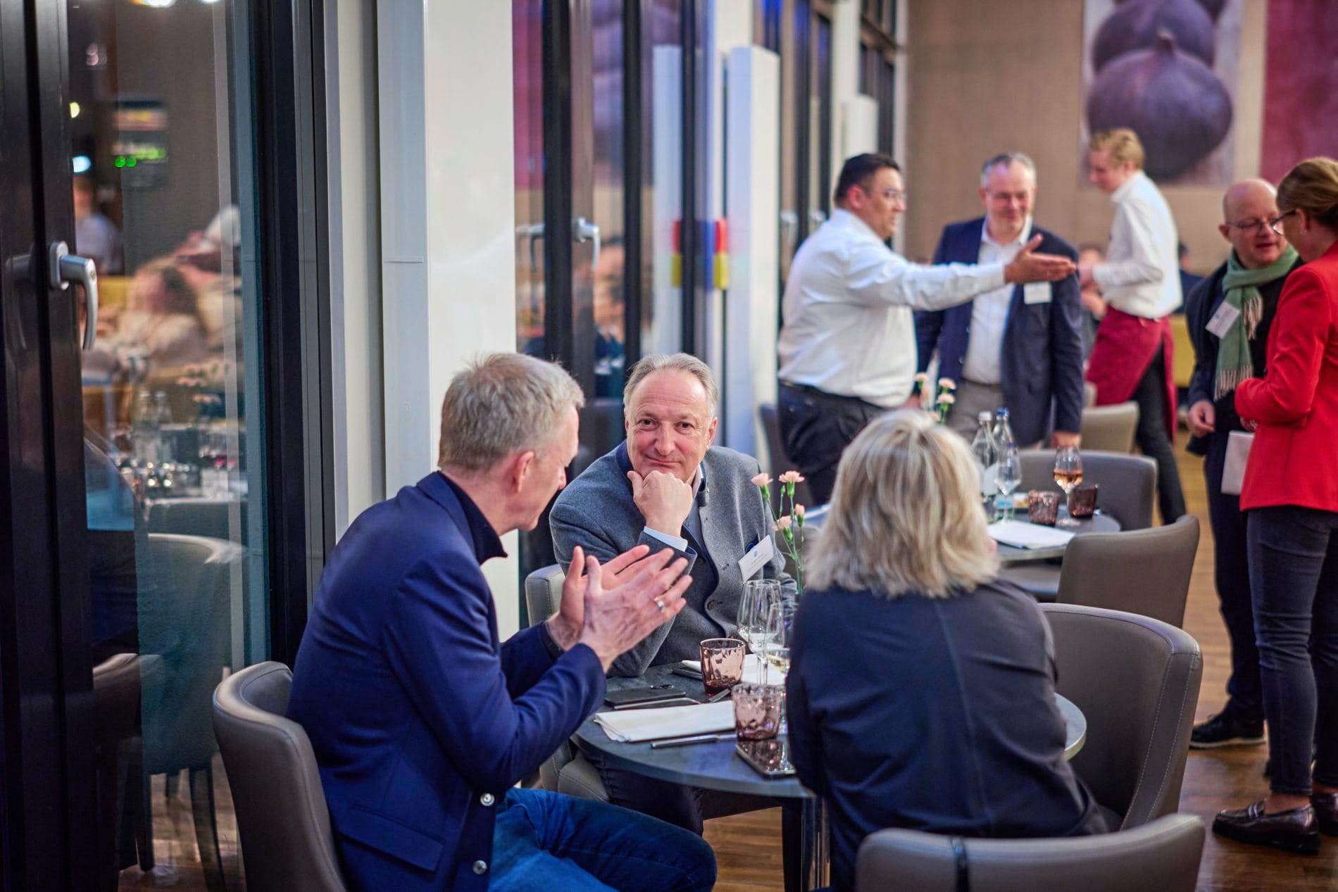 Branchentreff in der bayerischen Landeshauptstadt: Get-together am Vorabend der HDV-Frühjahrstagung im Leonadro Hotel Royal München.