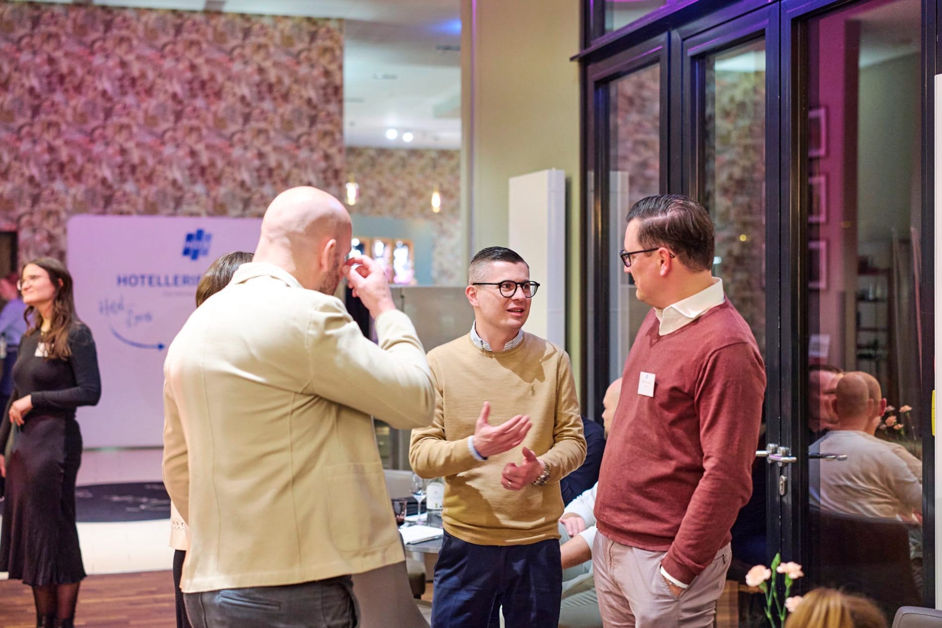 Branchentreff in der bayerischen Landeshauptstadt: Get-together am Vorabend der HDV-Frühjahrstagung im Leonadro Hotel Royal München.