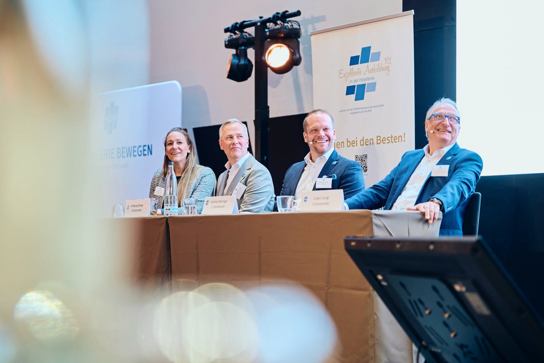 Branchentreff in der bayerischen Landeshauptstadt: Die Mitgliederversammlung am Vormittag der HDV-Frühjahrstagung im Leonadro Hotel Royal München.