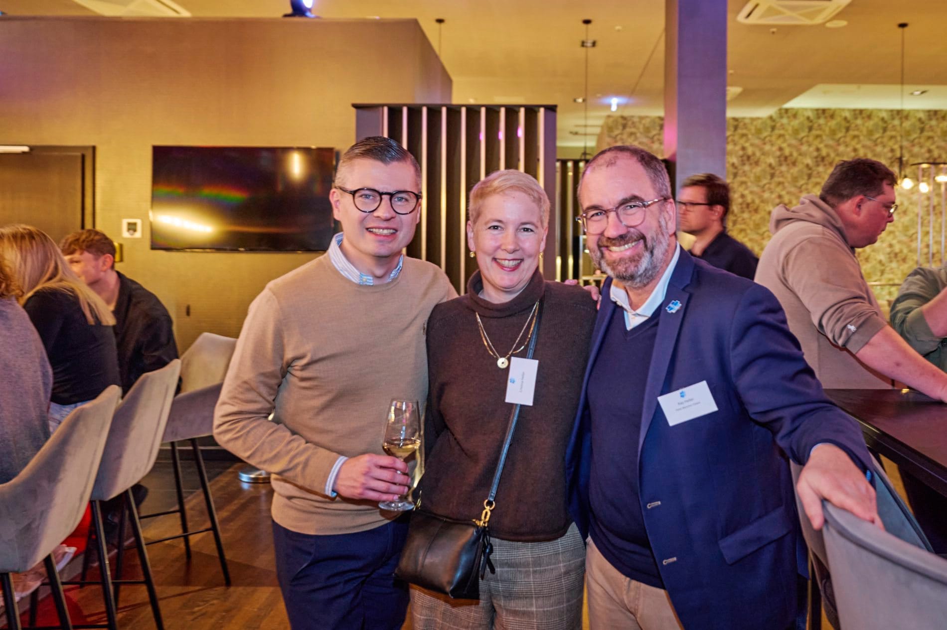 Branchentreff in der bayerischen Landeshauptstadt: Get-together am Vorabend der HDV-Frühjahrstagung im Leonadro Hotel Royal München.