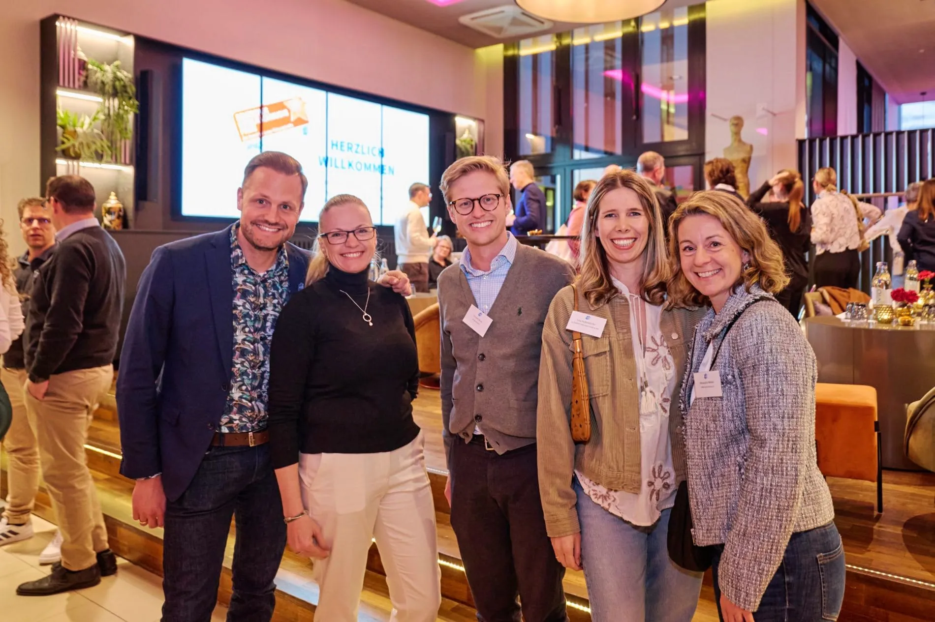 Branchentreff in der bayerischen Landeshauptstadt: Get-together am Vorabend der HDV-Frühjahrstagung im Leonadro Hotel Royal München.