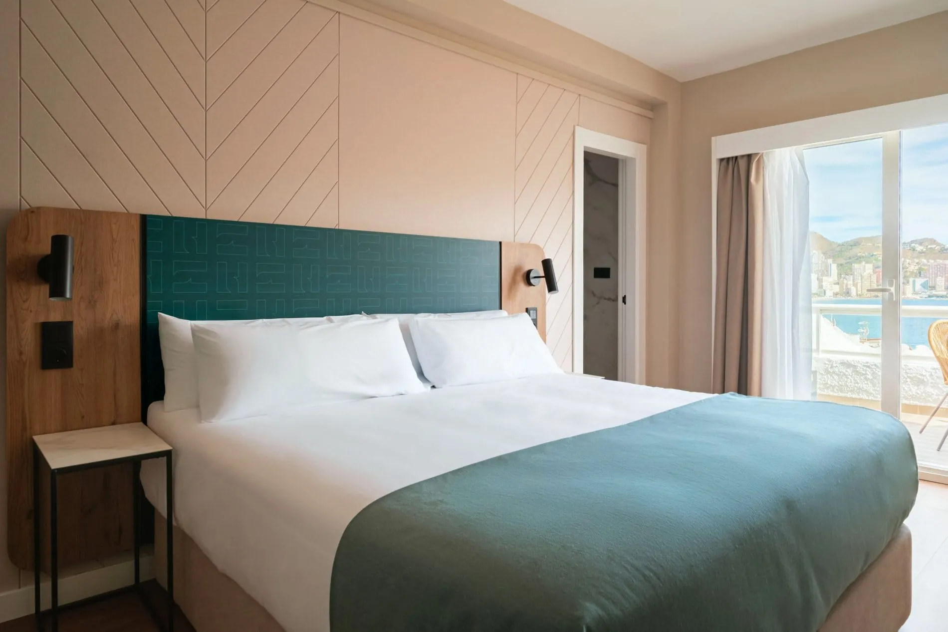 Neu im Limehome-Portfolio: Ein Strandhotel mit 60 Zimmern im spanischen Benidorm.