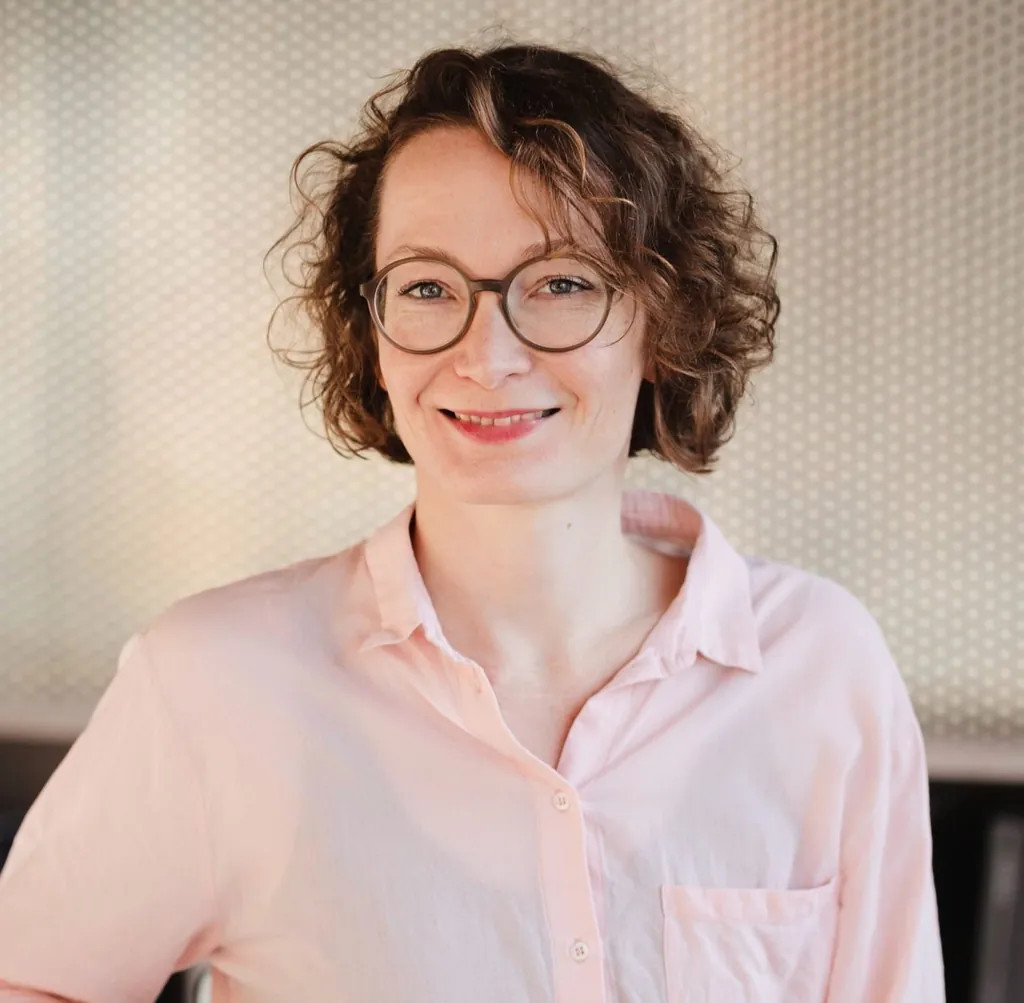 Natalie Ziesemer, Leitende Innenarchitektin, Buerohauser.