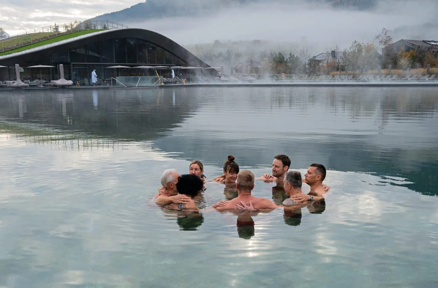 Im Krallerhof werden zweimal jährlich Longevity- Retreats ange­boten, Eisbaden inklusive.