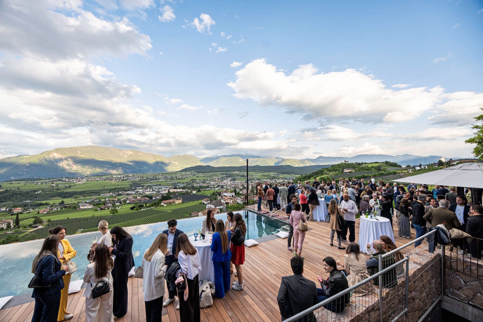 Das Schloss Freudenstein in Eppan bot die perfekte Bühne für kulinarischen Genuss und Networking mit Blick über Bozen.