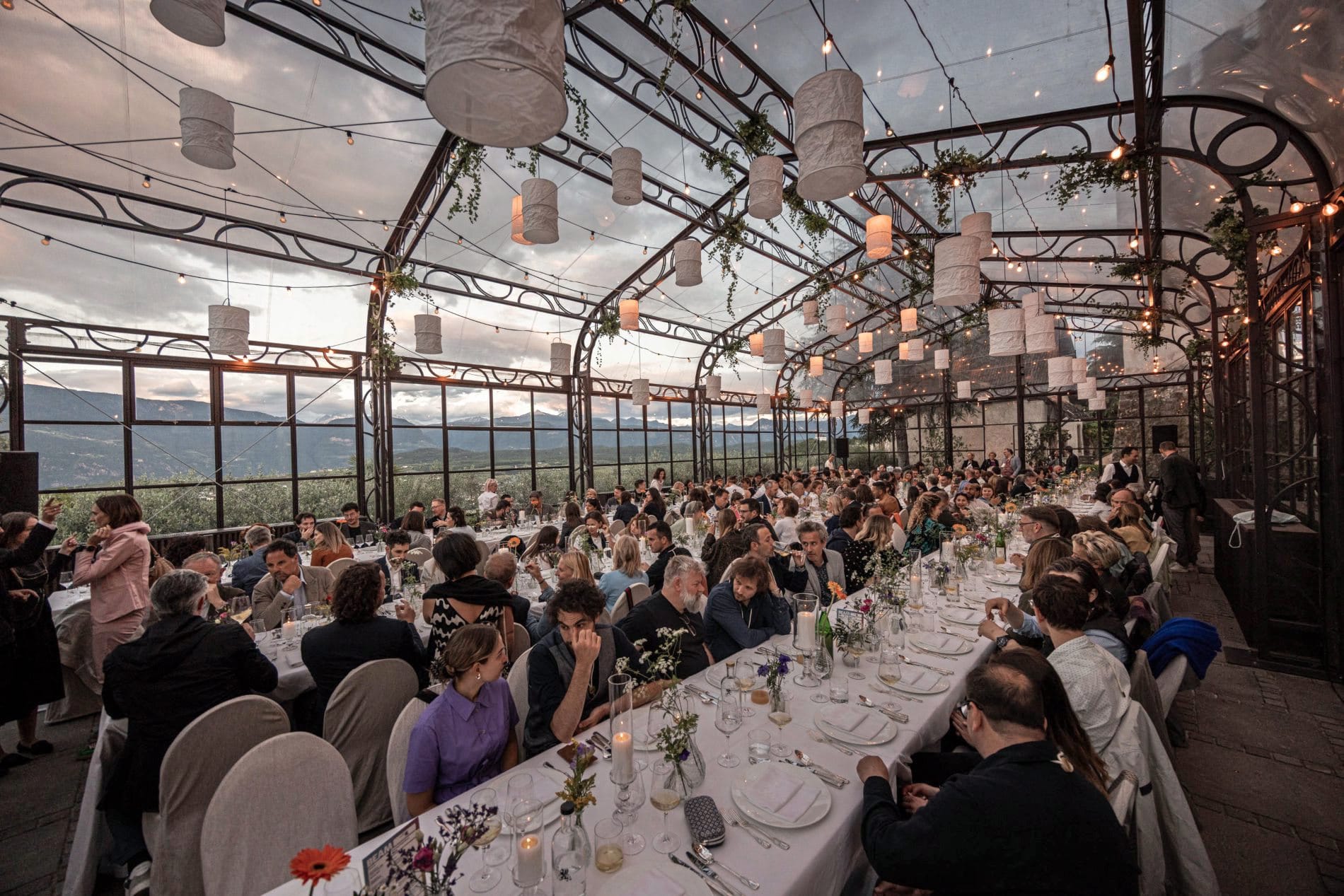 Dinner im Schloss Freudenstein: Küchenchef Danilo D’Ambra und Sternekoch Egon Heiss vom Relais & Châteaux Castel Fragsburg kreierten gemeinsam ein kulinarisches Erlebnis.