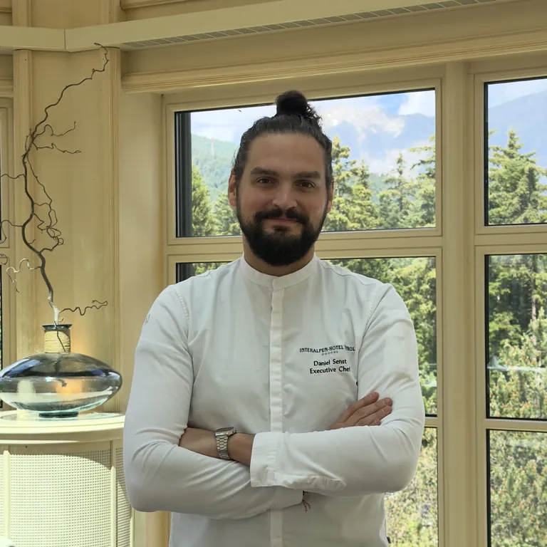 Daniel Senst ist neuer Küchenchef im Interalpen-Hotel Tyrol.