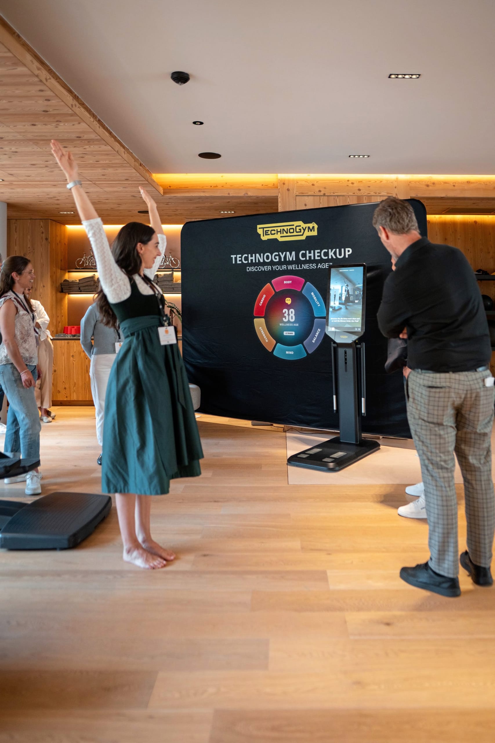 Zwei Awards, ein Tag: Im Falkensteiner Hotel Kronplatz wurden die Gewinner des Family Cups 2026 und des Lieblings Chalet Award 2026 ausgezeichnet.
