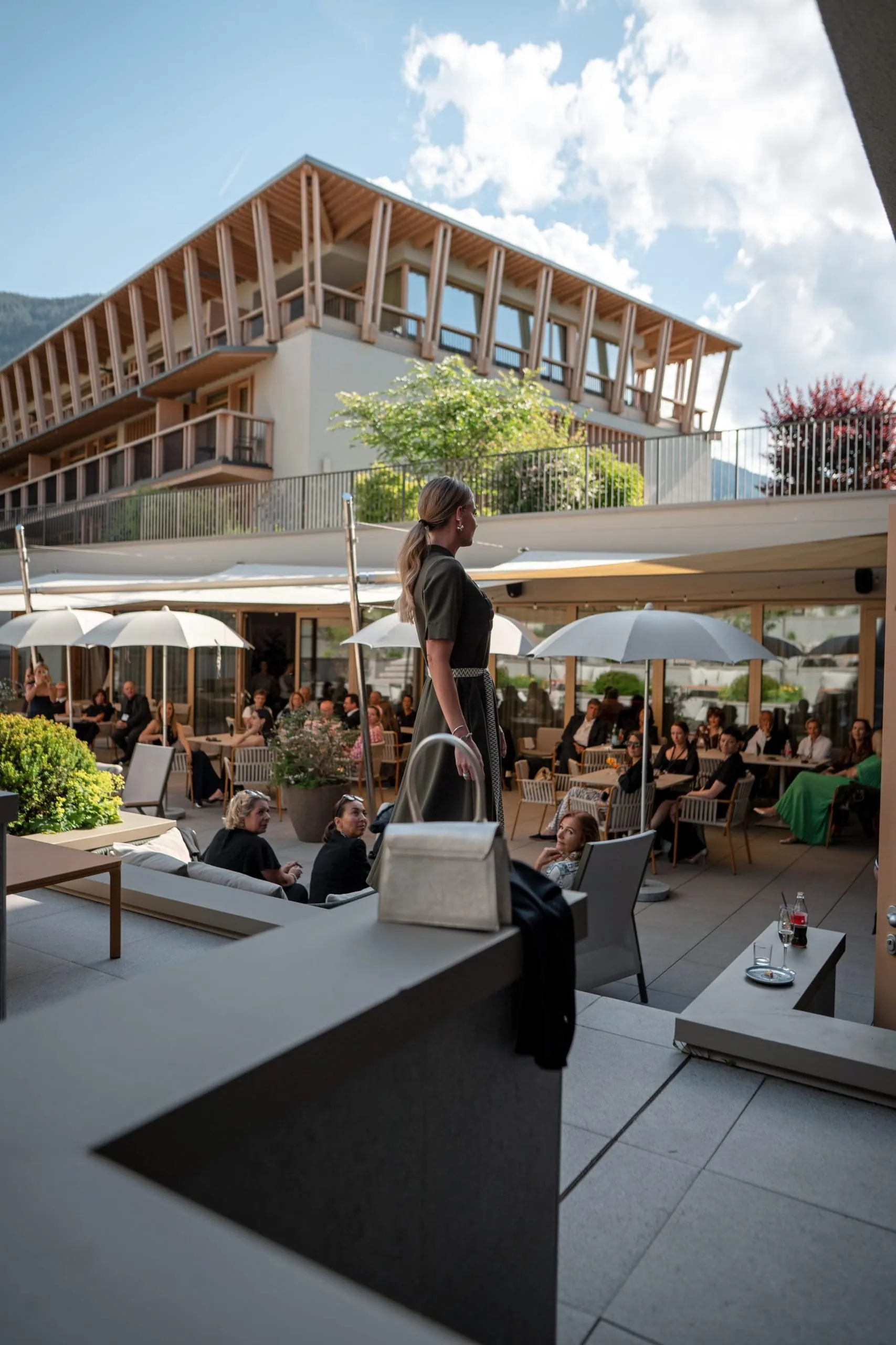 Zwei Awards, ein Tag: Im Falkensteiner Hotel Kronplatz wurden die Gewinner des Family Cups 2026 und des Lieblings Chalet Award 2026 ausgezeichnet.