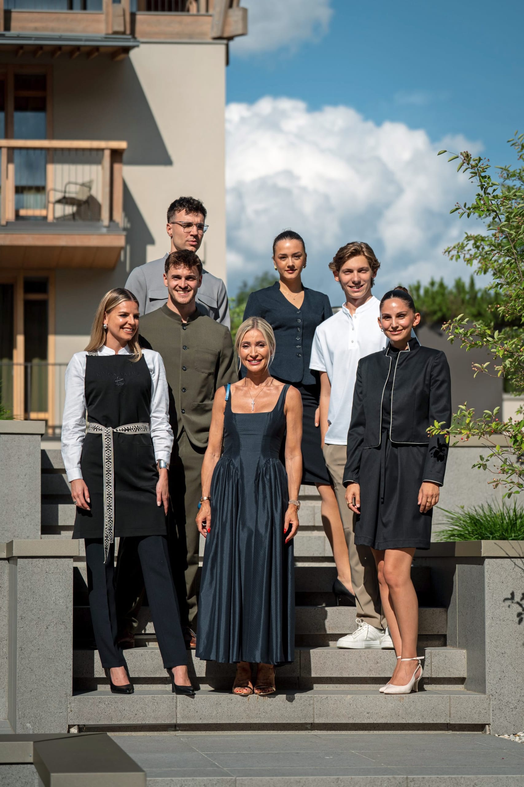 Zwei Awards, ein Tag: Im Falkensteiner Hotel Kronplatz wurden die Gewinner des Family Cups 2026 und des Lieblings Chalet Award 2026 ausgezeichnet.