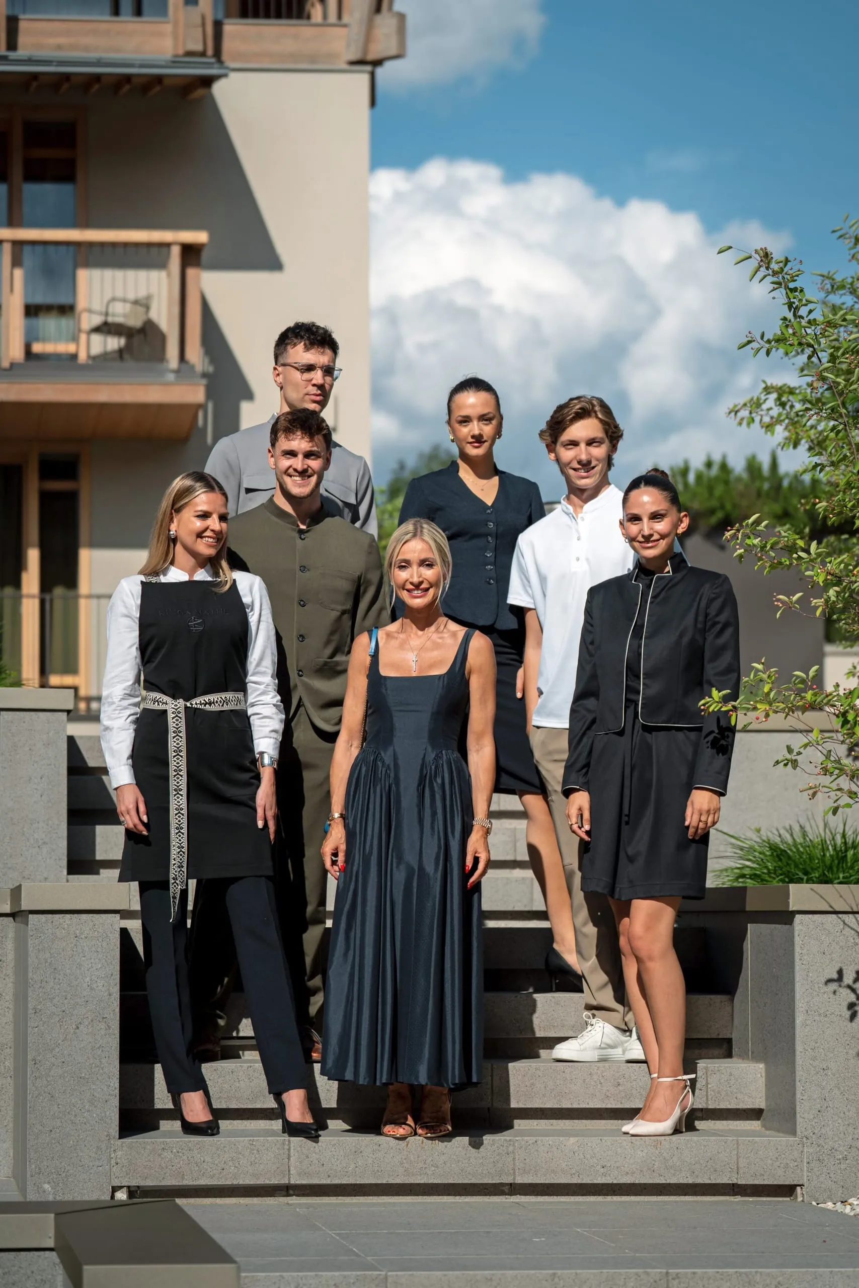 Zwei Awards, ein Tag: Im Falkensteiner Hotel Kronplatz wurden die Gewinner des Family Cups 2026 und des Lieblings Chalet Award 2026 ausgezeichnet.