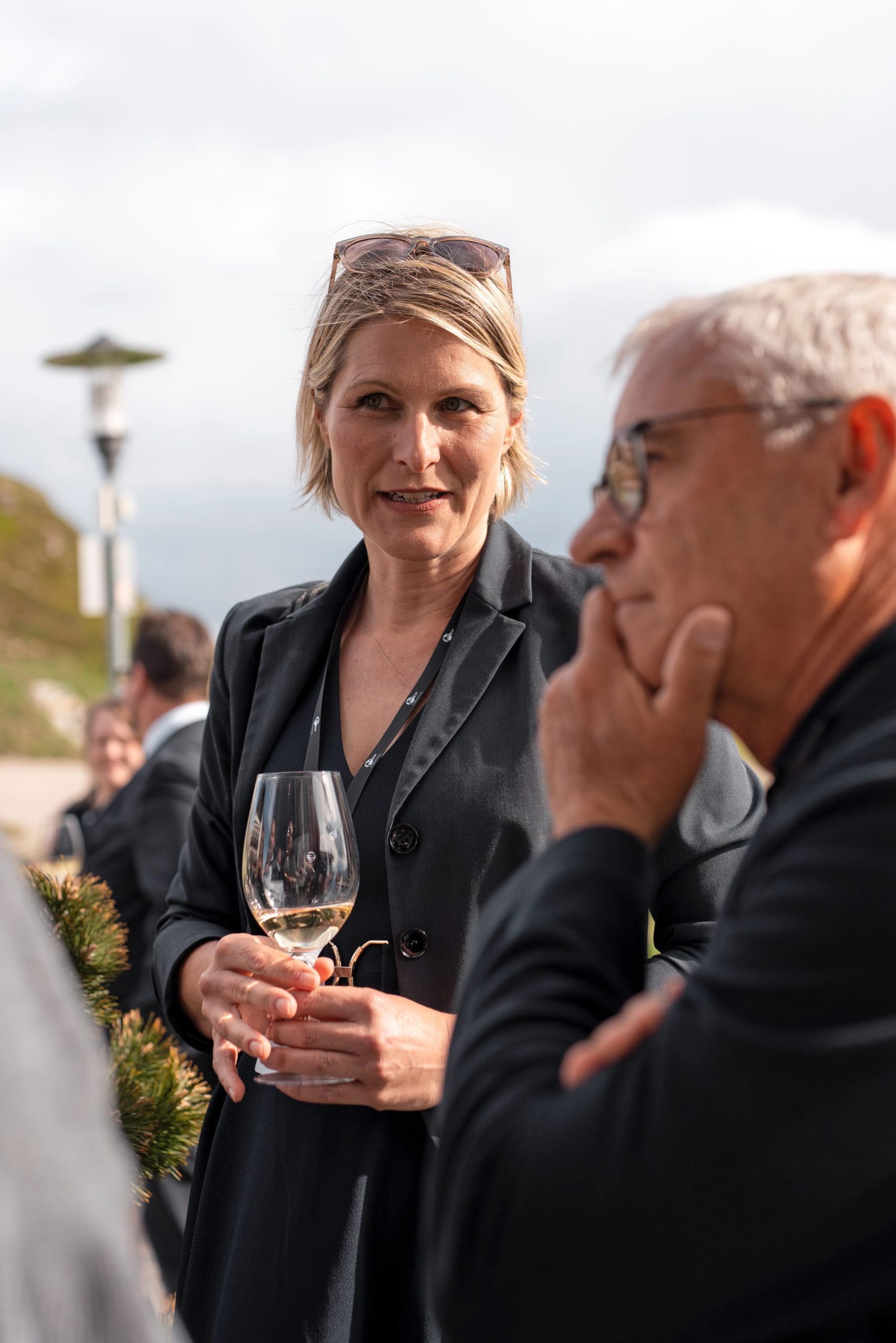 „Exzellenz und Leidenschaft": Rund 150 geladene Gäste aus Hotellerie, Tourismus und Medien feierten im Falkensteiner Hotel Kronplatz und im Lumen auf dem Kronplatz die Verleihung der Wellness Aphrodite 2026.
