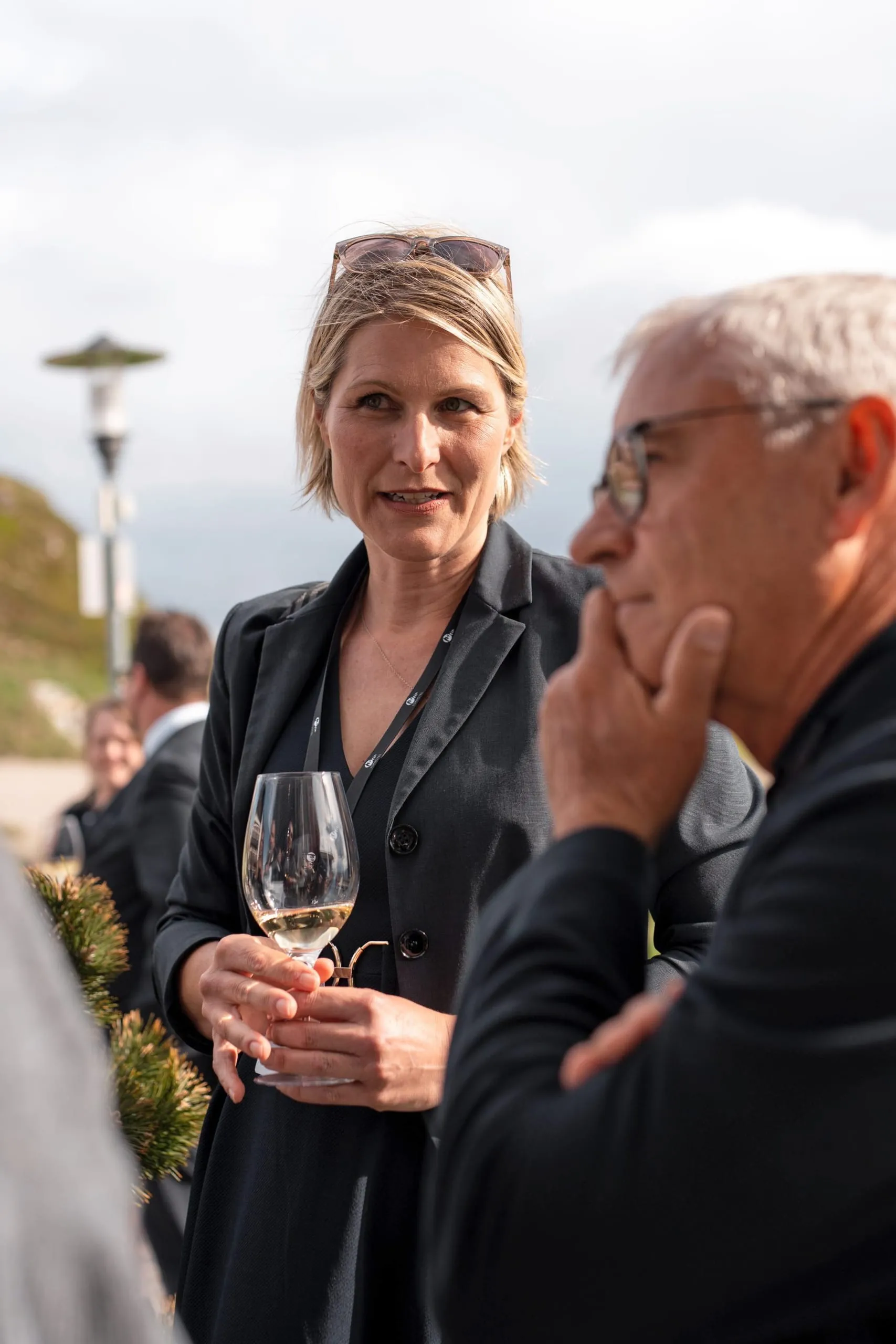 „Exzellenz und Leidenschaft": Rund 150 geladene Gäste aus Hotellerie, Tourismus und Medien feierten im Falkensteiner Hotel Kronplatz und im Lumen auf dem Kronplatz die Verleihung der Wellness Aphrodite 2026.