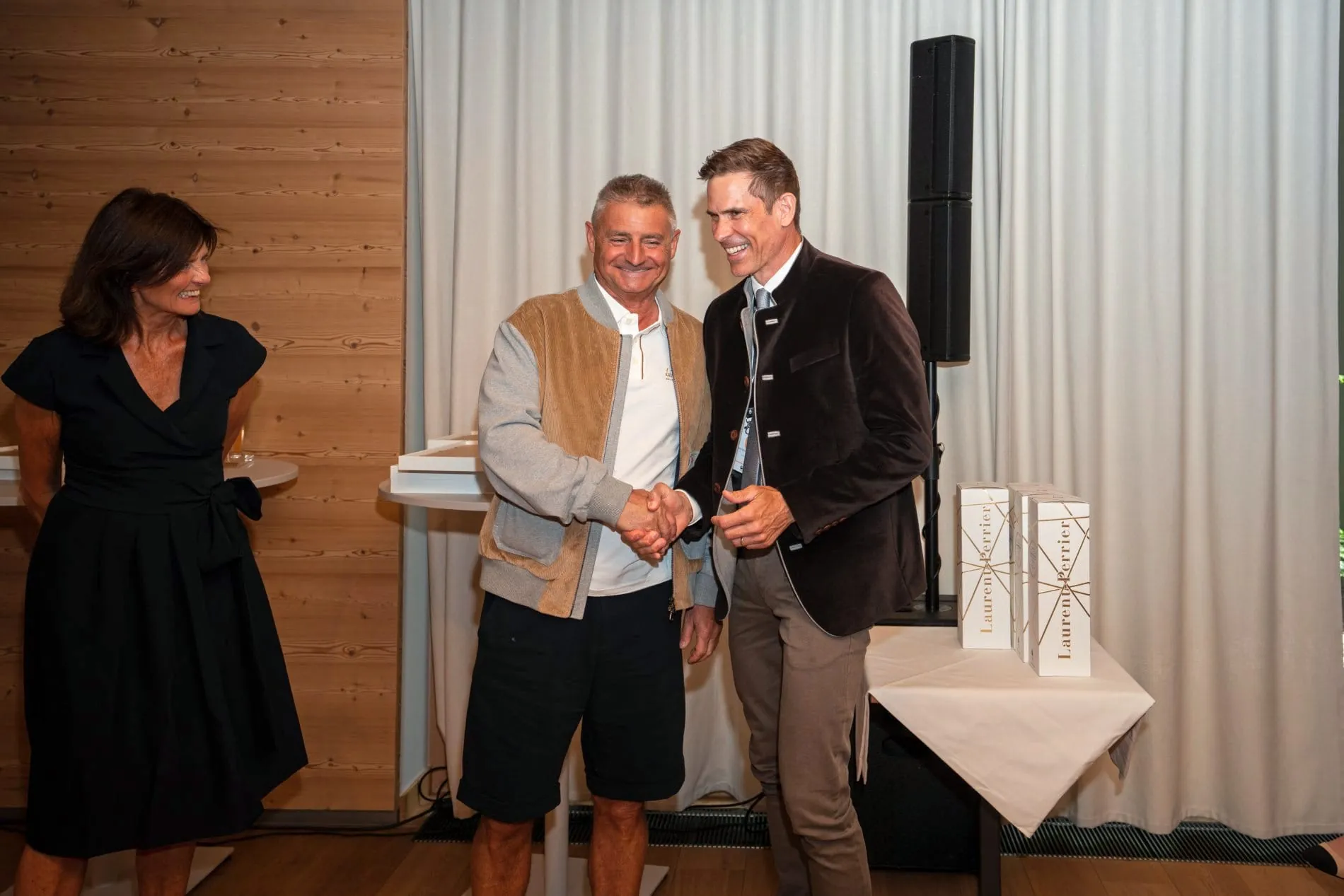 Zwei Awards, ein Tag: Im Falkensteiner Hotel Kronplatz wurden die Gewinner des Family Cups 2026 und des Lieblings Chalet Award 2026 ausgezeichnet.
