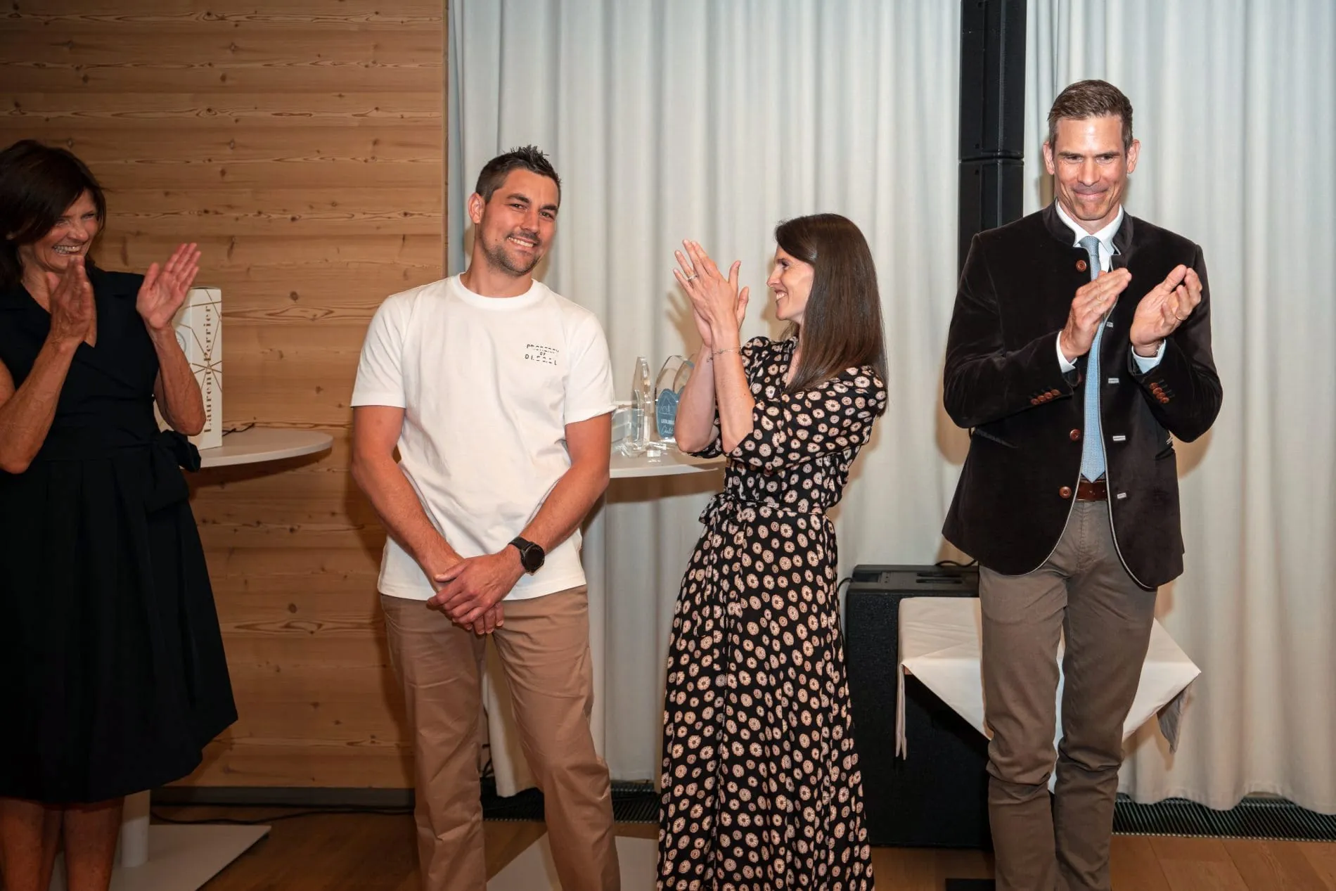 Zwei Awards, ein Tag: Im Falkensteiner Hotel Kronplatz wurden die Gewinner des Family Cups 2026 und des Lieblings Chalet Award 2026 ausgezeichnet.