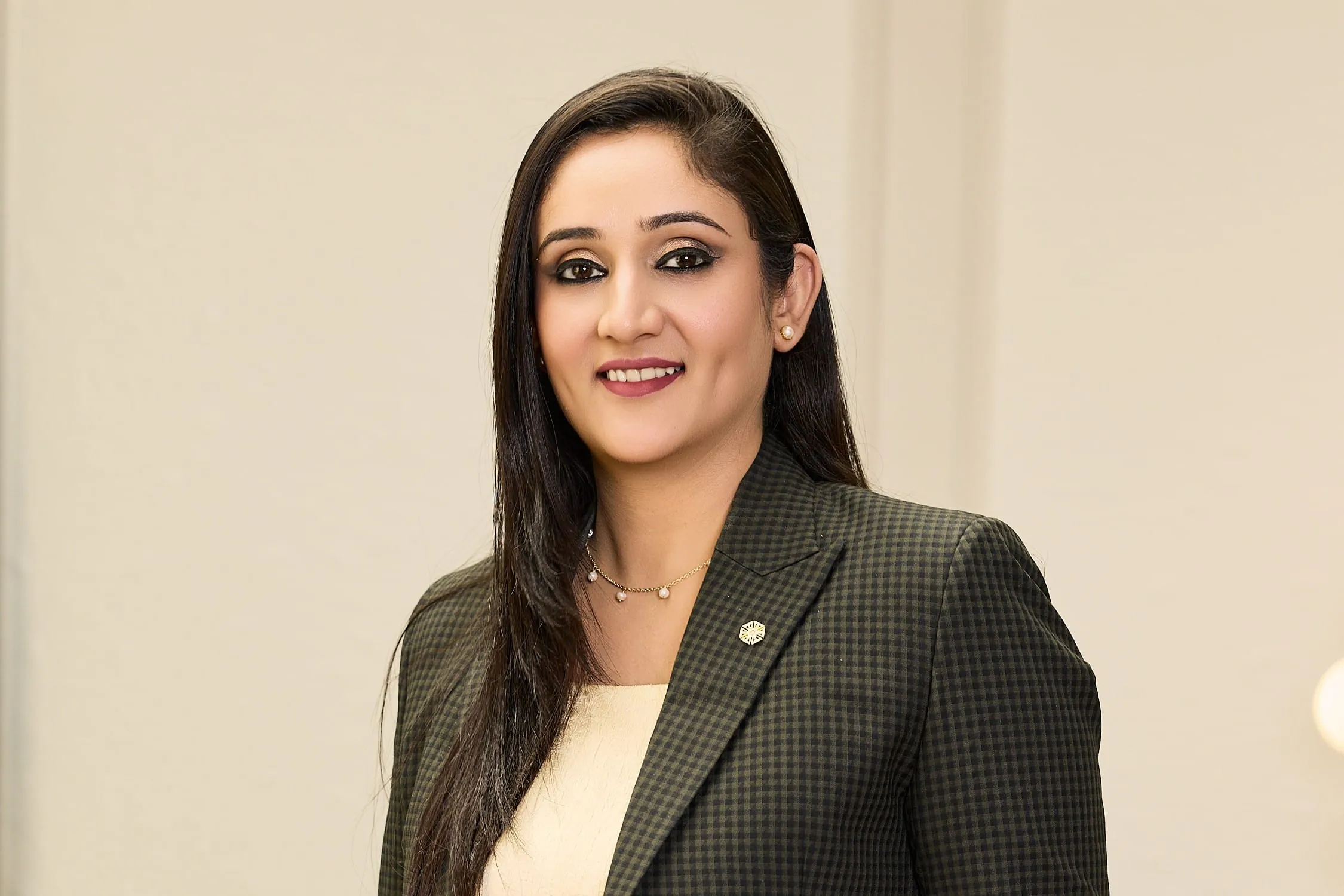 Von Mumbai nach Frankfurt: Tanika Taneja ist neuer Hotelmanagerin im Hessischen Hof.