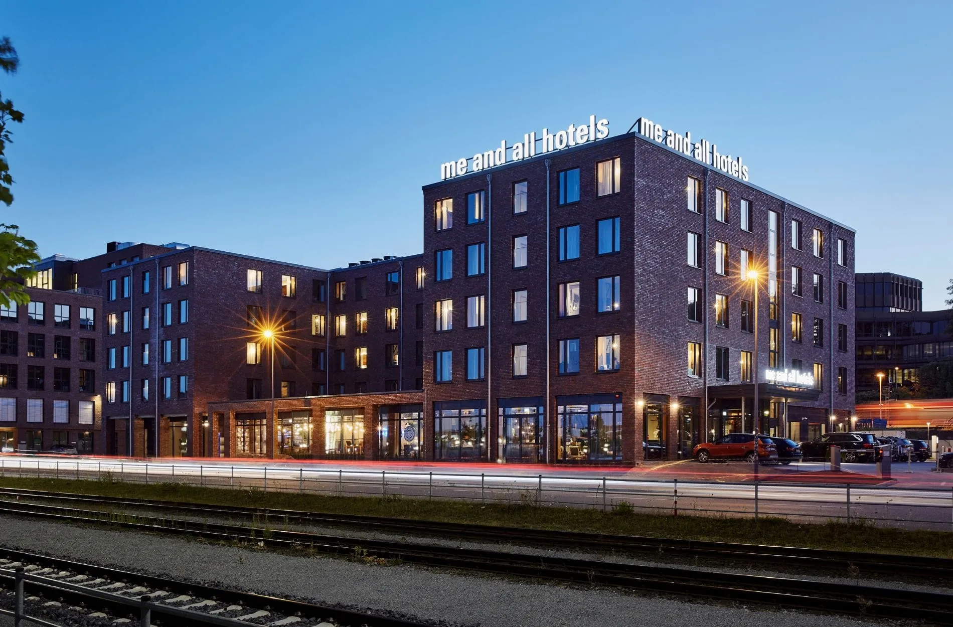 Modernisiert und mit neuen Partnern: Me and All Hotel Kiel ist zurück.