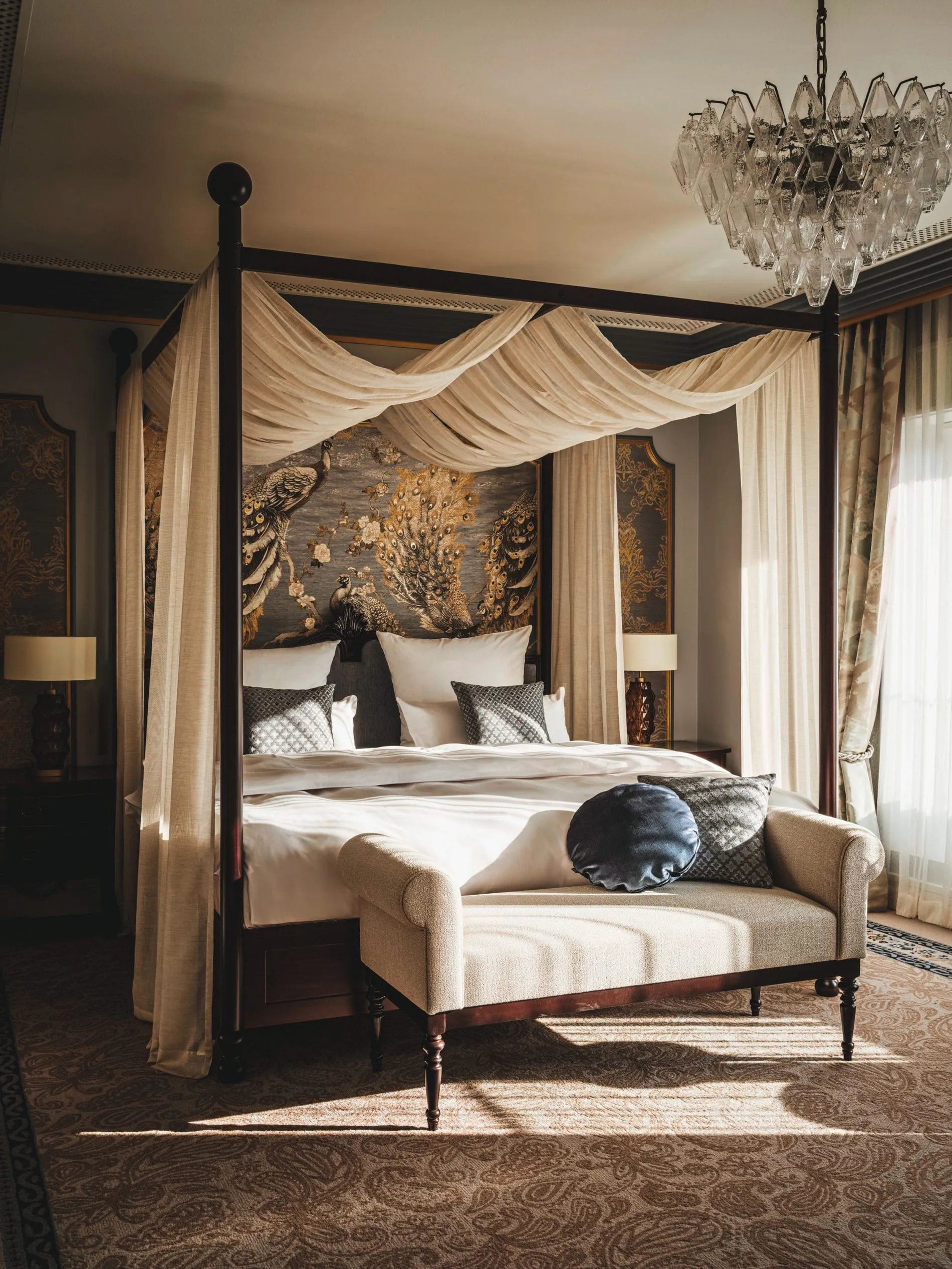 Die Royal Presidential Suite verfügt neben zwei Schlafzimmern über ein separates Besprechungszimmer und eine Kitchenette.
