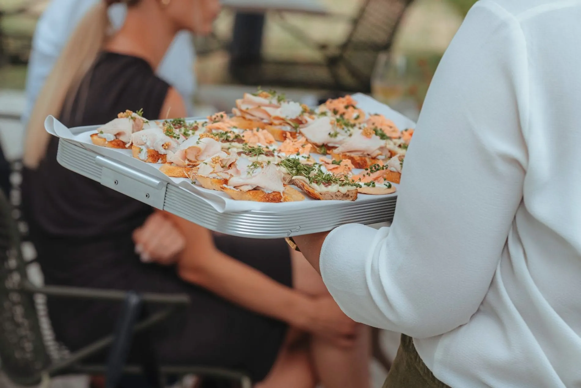Feierlicher Empfang beim Grand Prix der Tagungshotellerie auf der Restaurantterrasse des Seegut Zeppelin in Friedrichshafen.