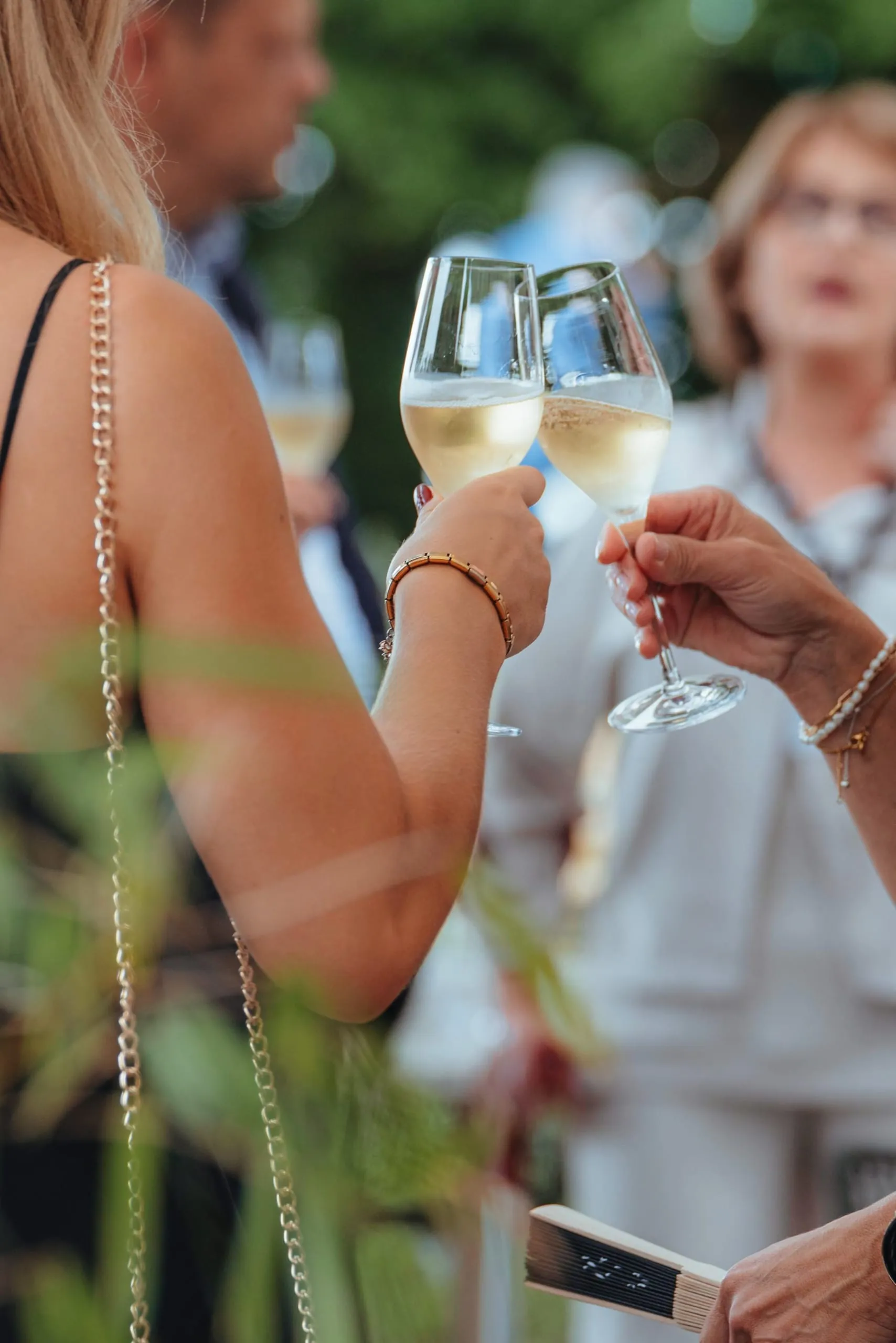 Feierlicher Empfang beim Grand Prix der Tagungshotellerie auf der Restaurantterrasse des Seegut Zeppelin in Friedrichshafen.