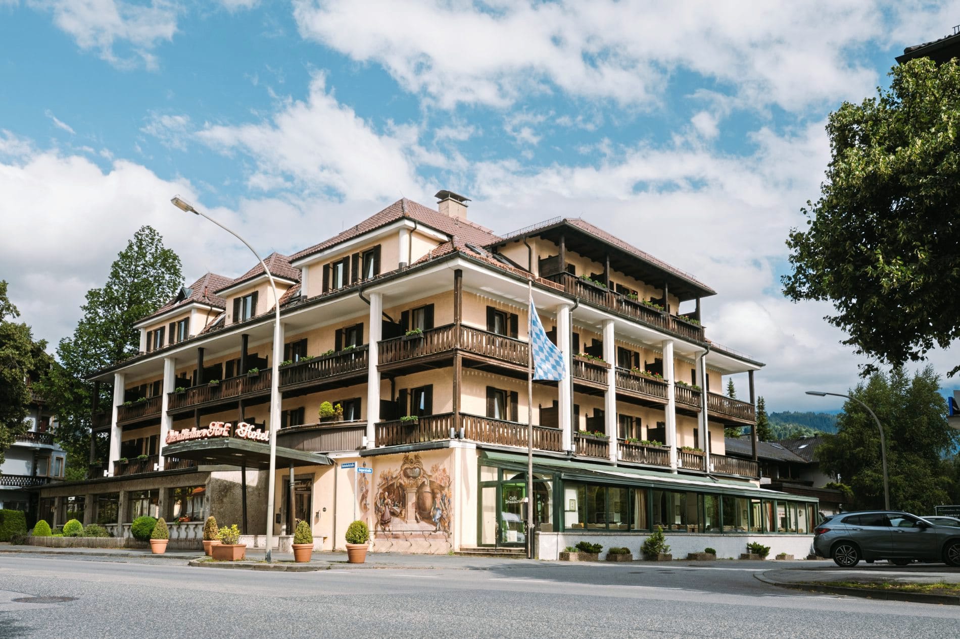 Früher Reindl's Partenkirchner Hof, heute Henri Hotel