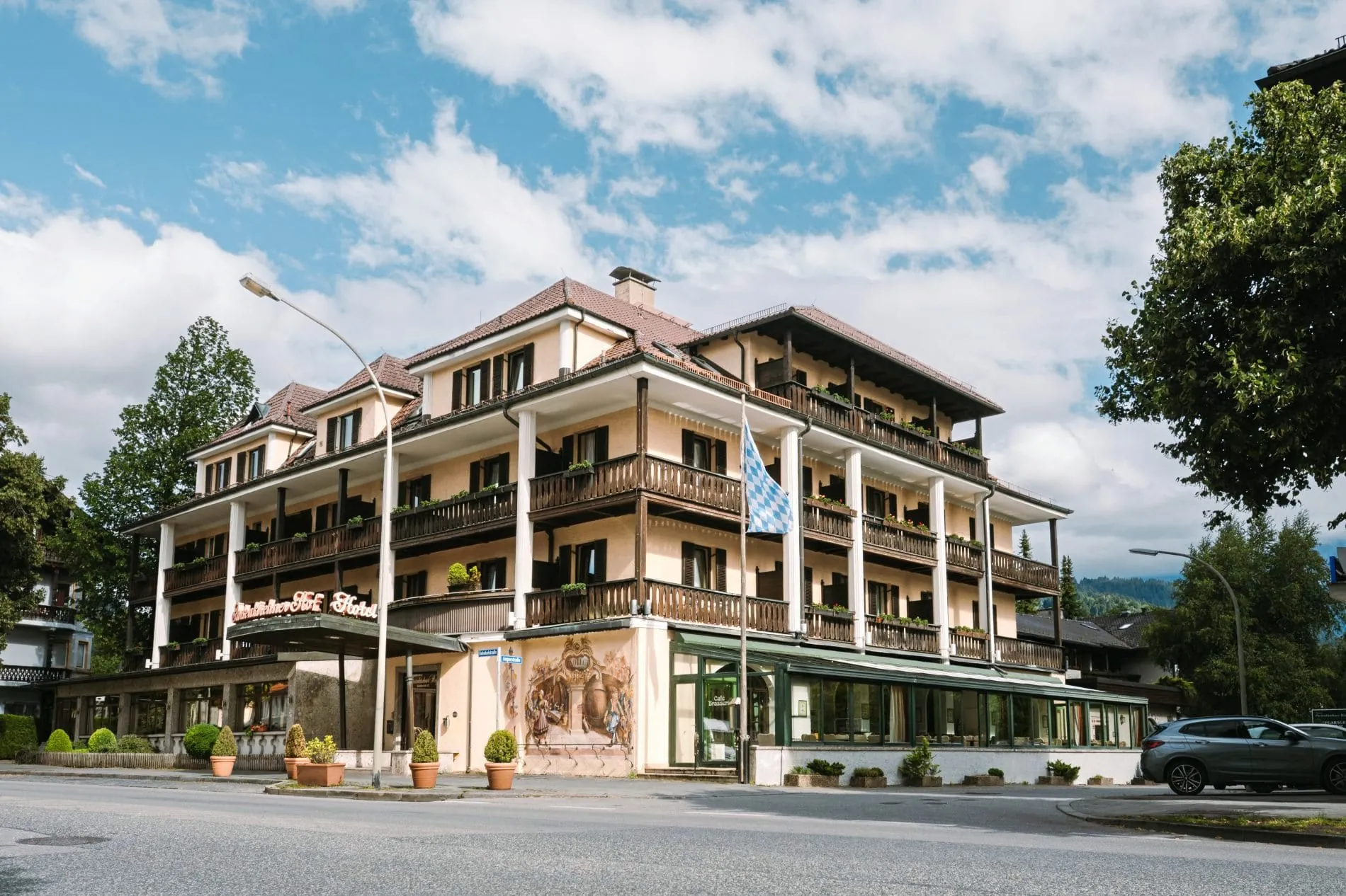Früher Reindl's Partenkirchner Hof, heute Henri Hotel