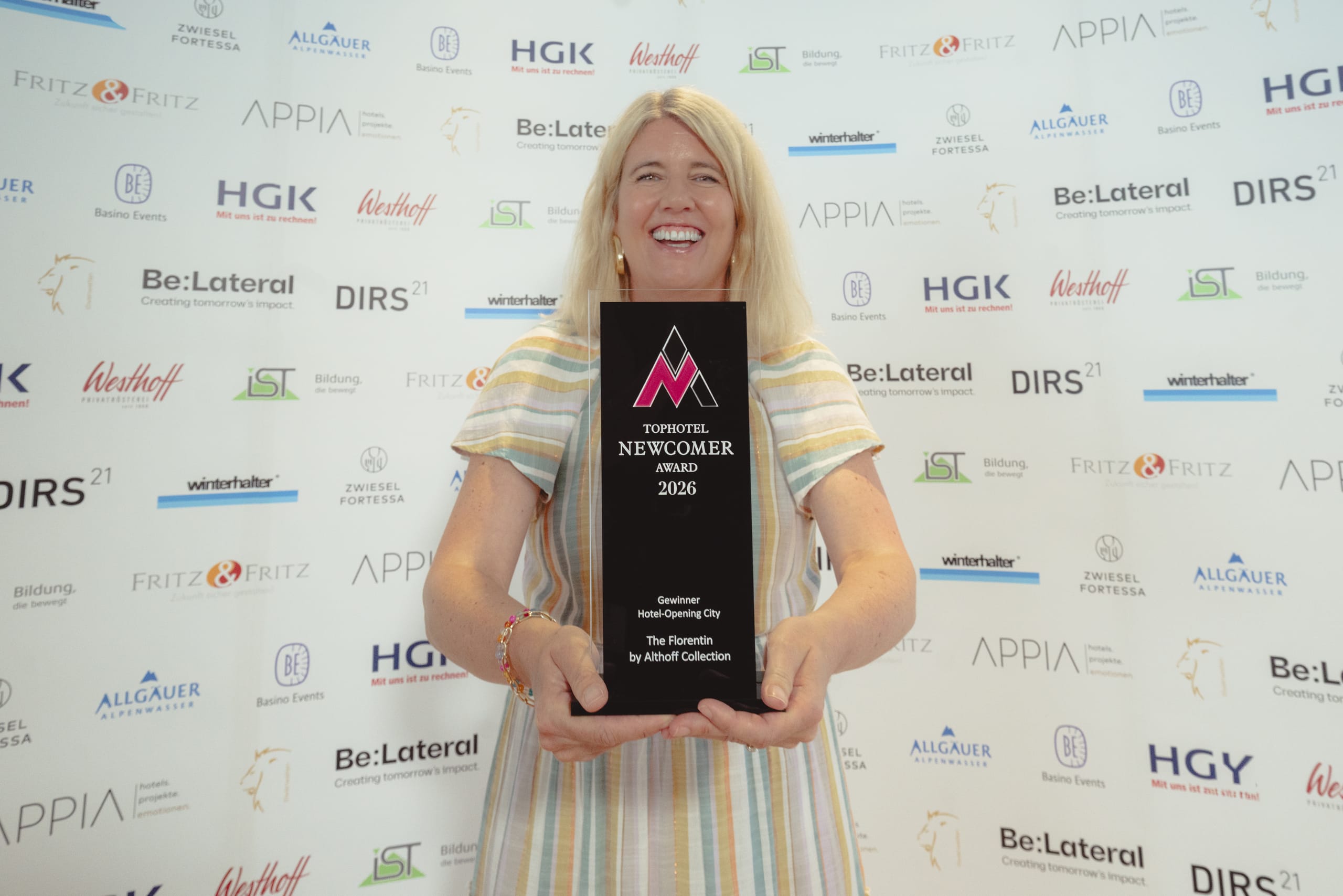Gewinner in der Kategorie "Hotel-Opening City": The Florentin in Frankfurt - Carmen Hackmann nahm den Preis entgegen.