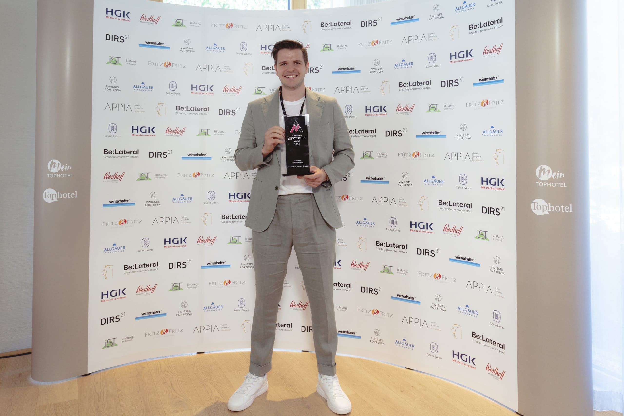 Gewinner in der Kategorie "Hotel-Reopening": Hotelier Sebastian Kuen vom Niedermair Nature Retreat.