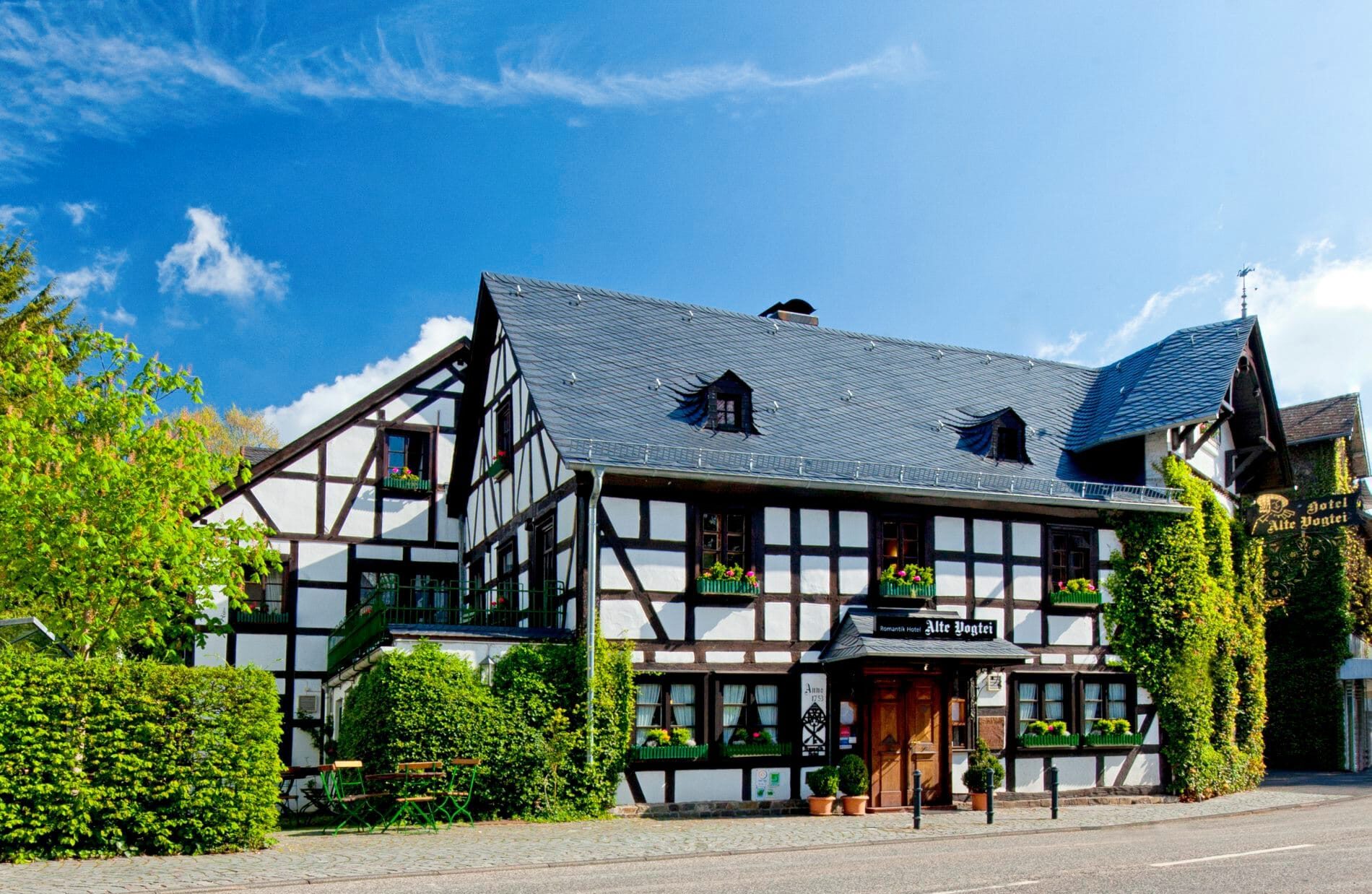 Bis zu 50 Jahre Mitgliedschaft: 13 Romantik Hotels feiern Jubiläum