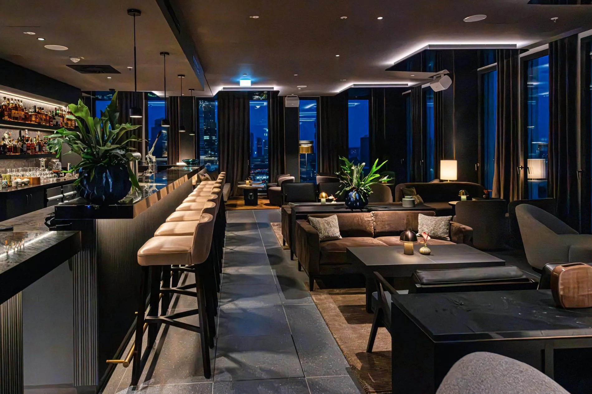 Atlantic_Hotel_Frankfurt_20_High_Skyline_Bar