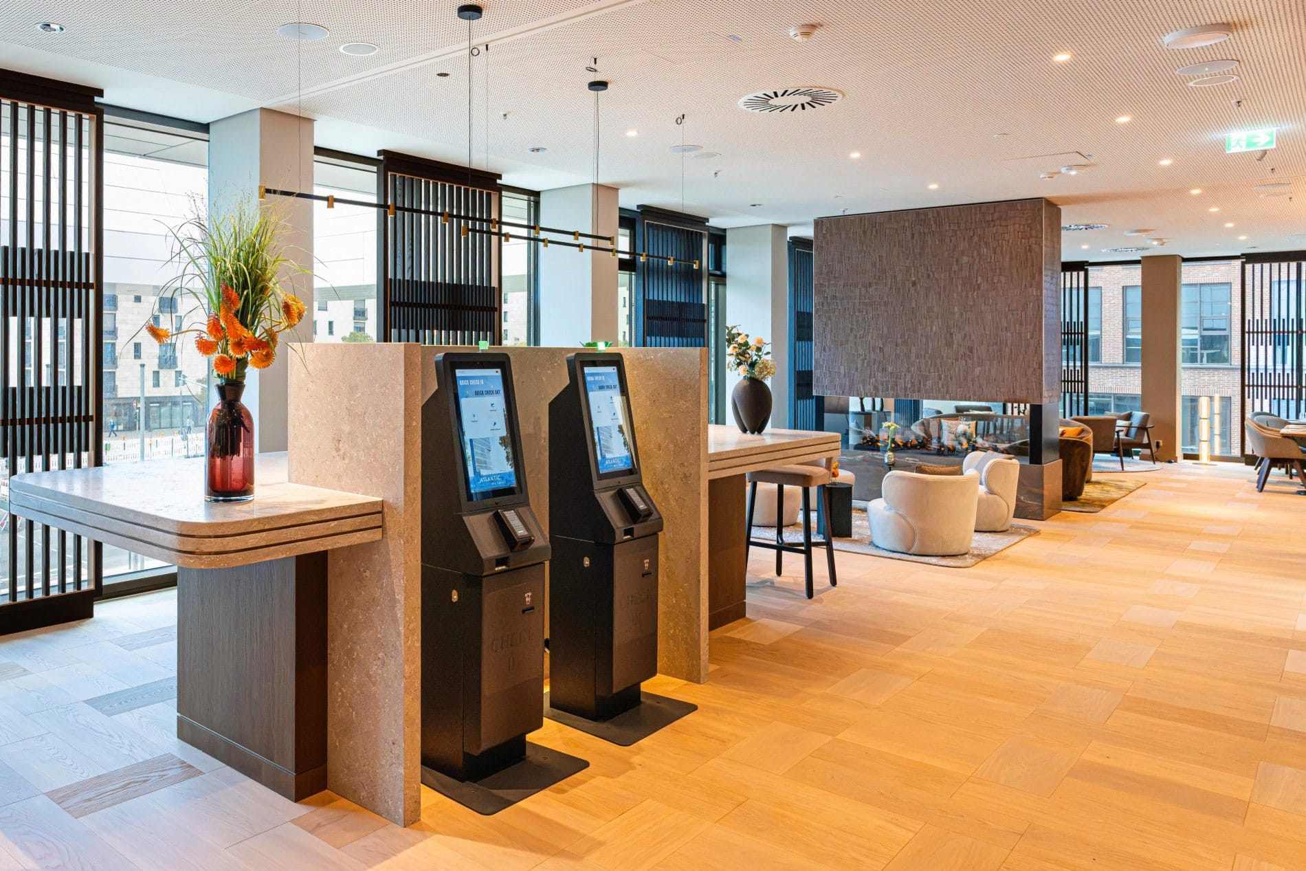Atlantic_Hotel_Frankfurt_Deli_Cafe_Counter