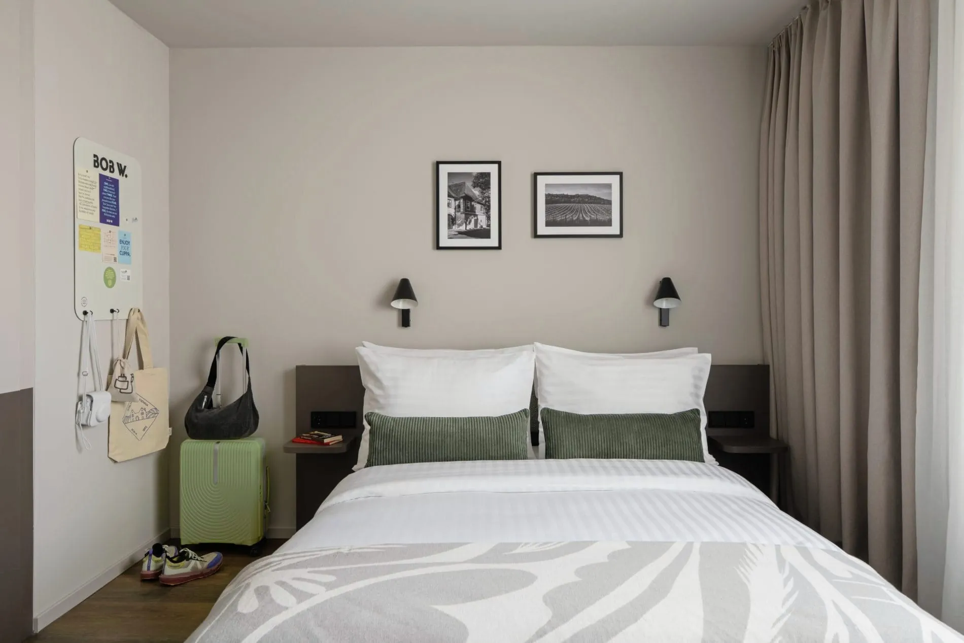 Bob W_Dobling_Compact Studio_Bed